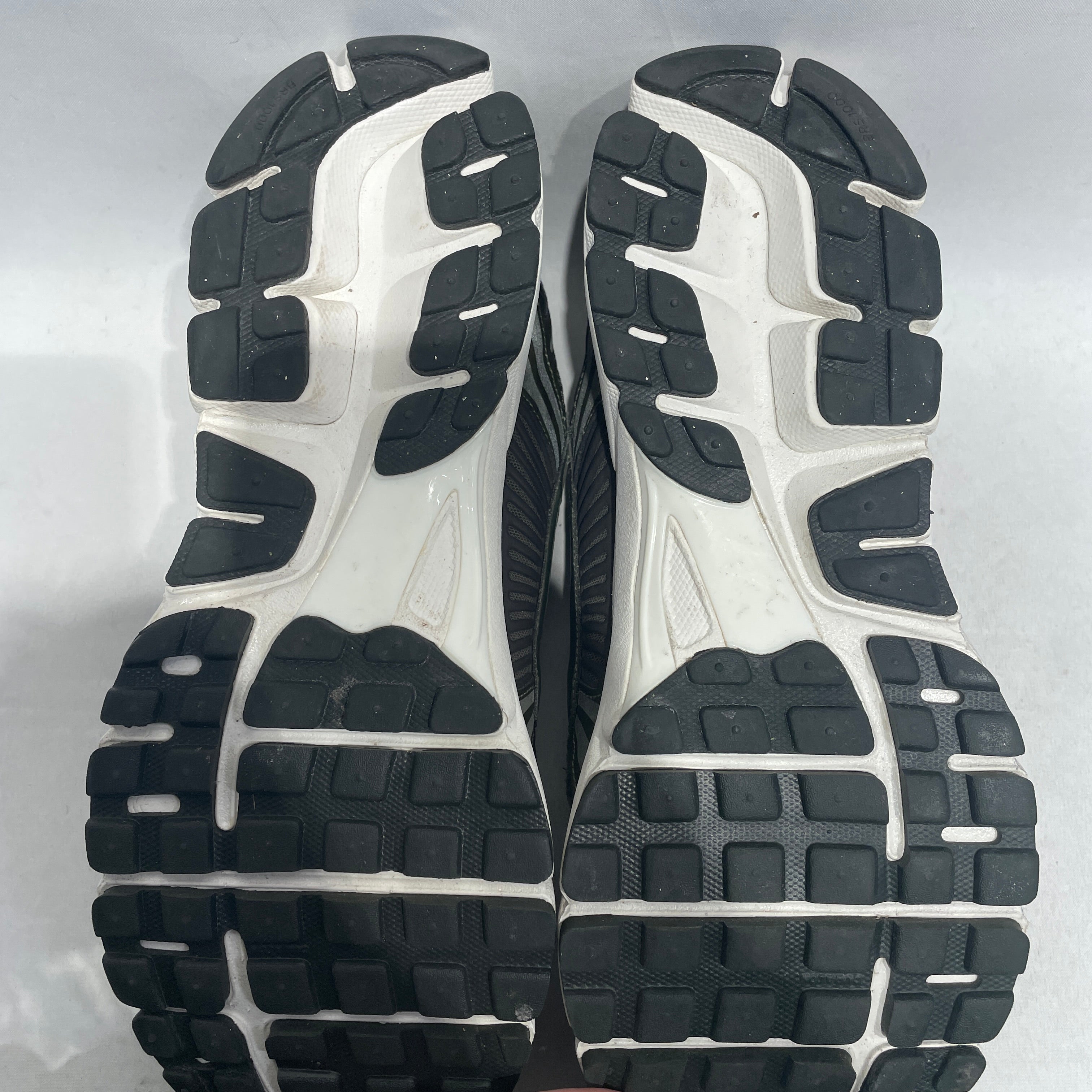 NIKE/Low-Sneakers/US 13.5/GRN/vomero 5 view 4