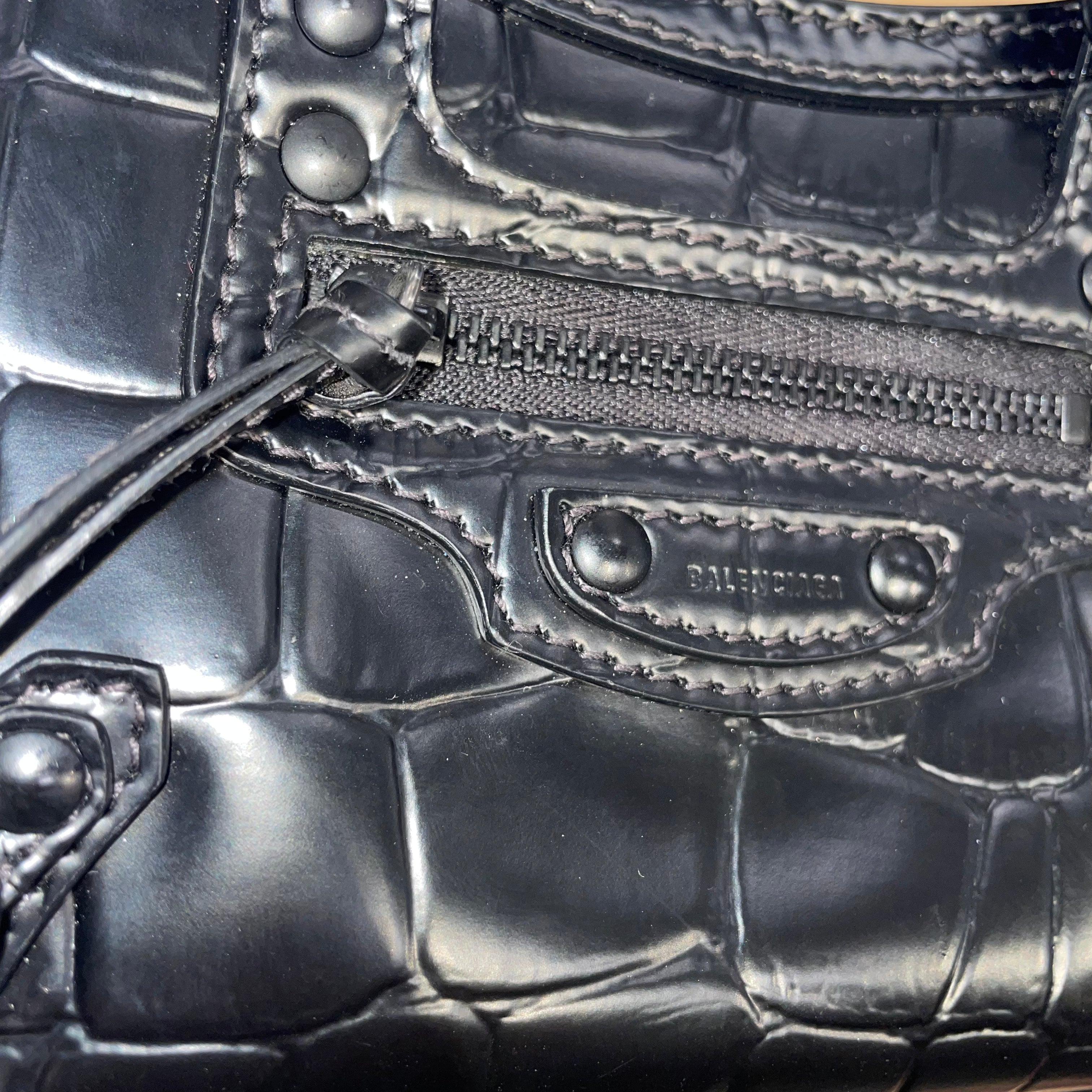 BALENCIAGA/Cross Body Bag/Animal Pattern/Leather/BLK/CROC NANO CITY view 6