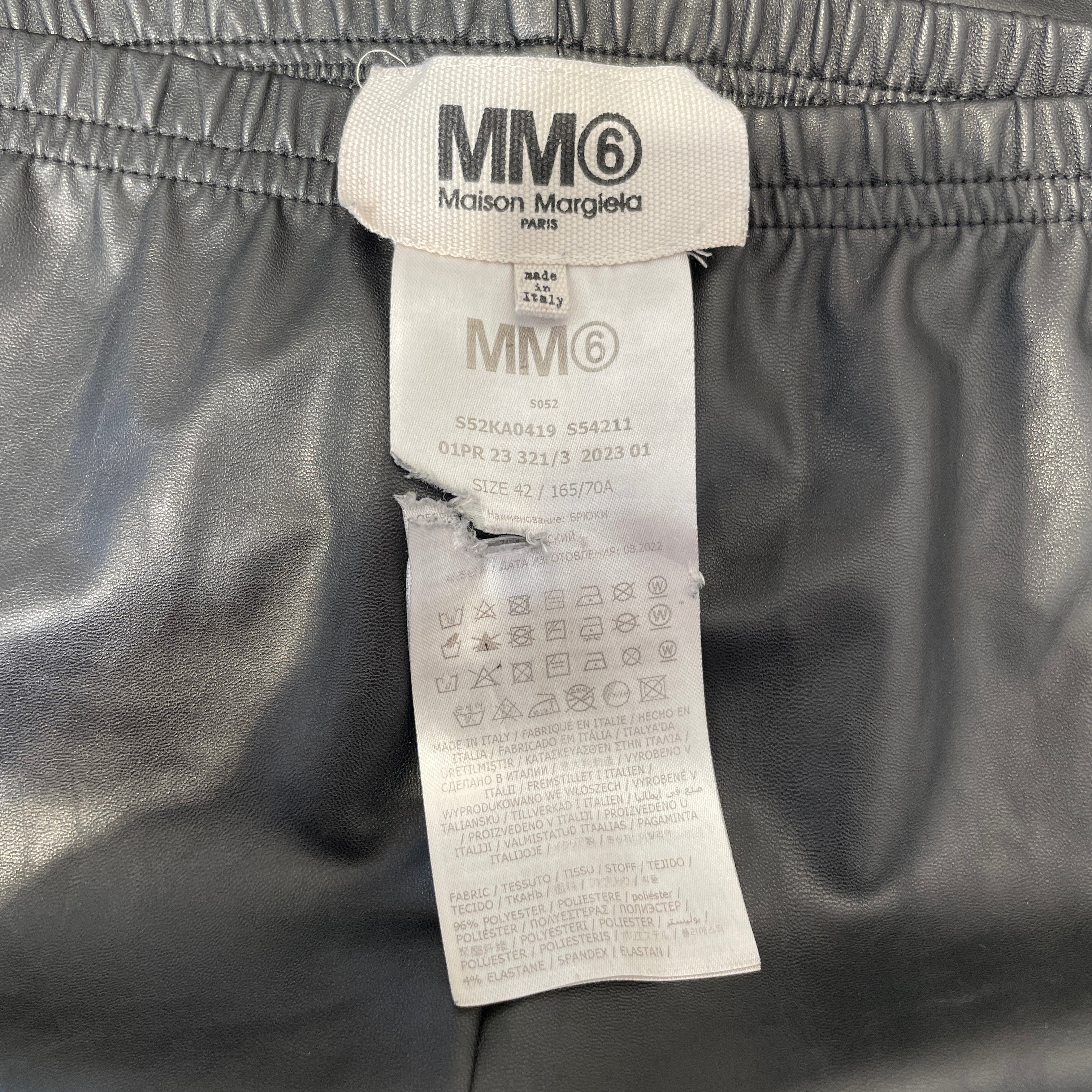 MM6/Bottoms/42/Leather/BLK/Black Leather LEggings view 4