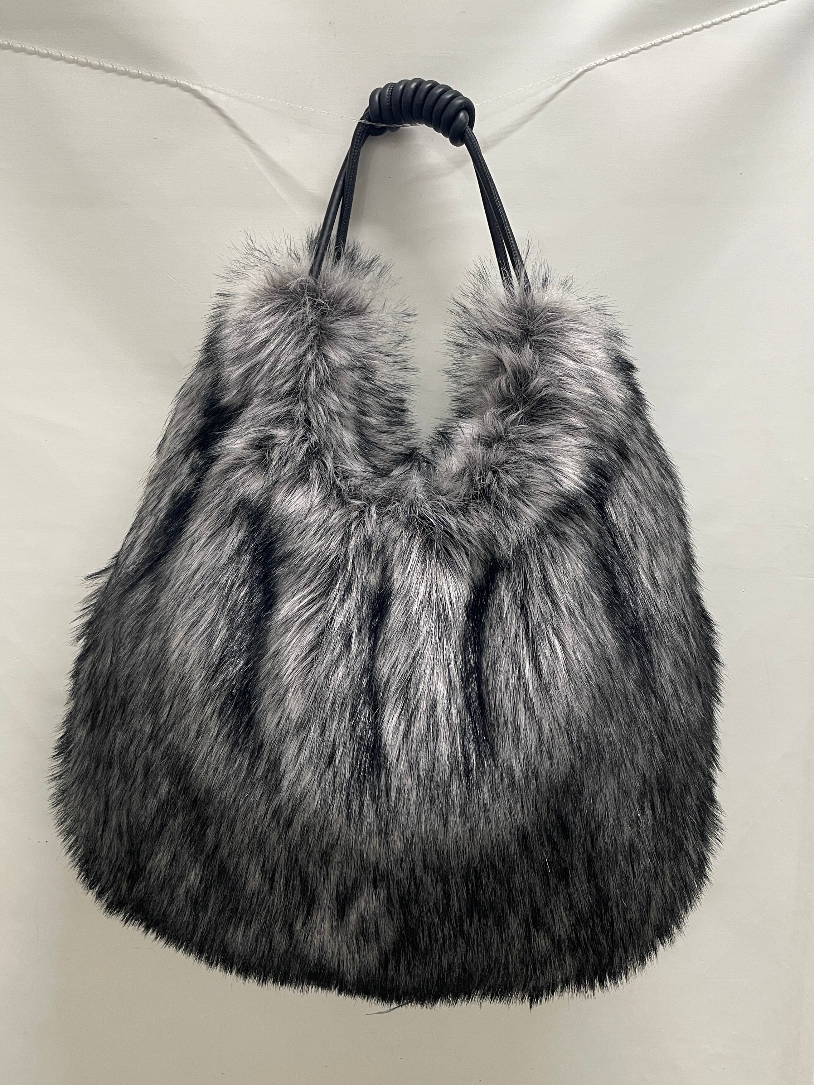 HEURUEH/Bag/Fur/WHT/BLK/WHT FUR /WRAP HANDLE view 1