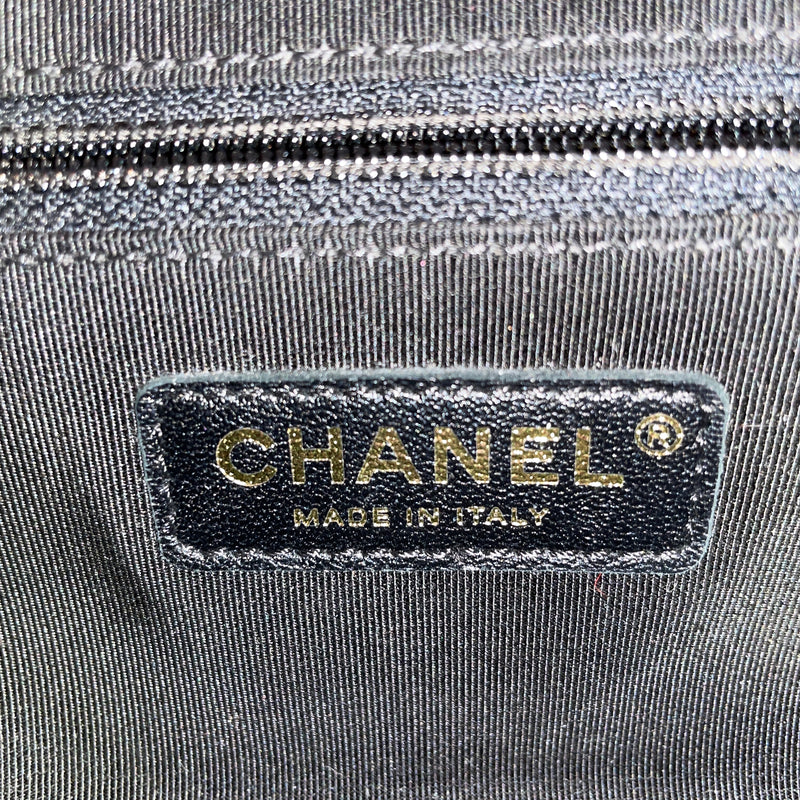 CHANEL/Cross Body Bag/Graphic/Leather/BLK/STUDDED LOGO2020