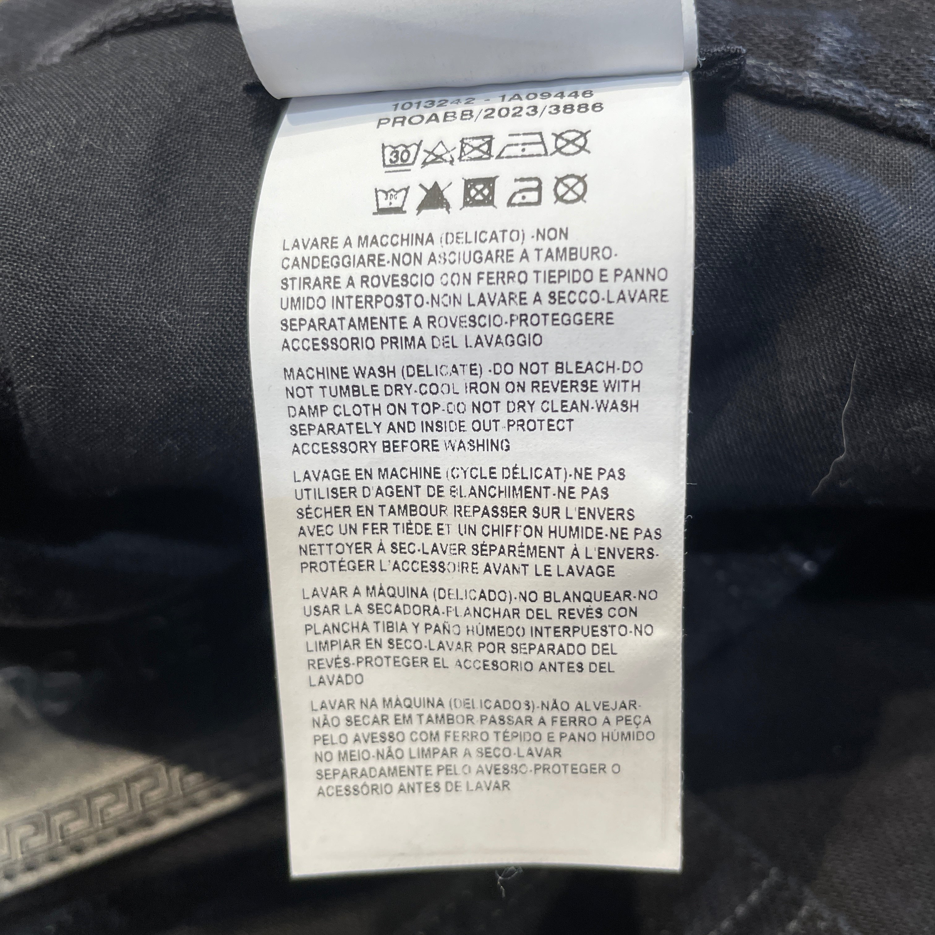 VERSACE/Skinny Pants/32/Denim/BLK/Front Logo Lock Jeans view 6
