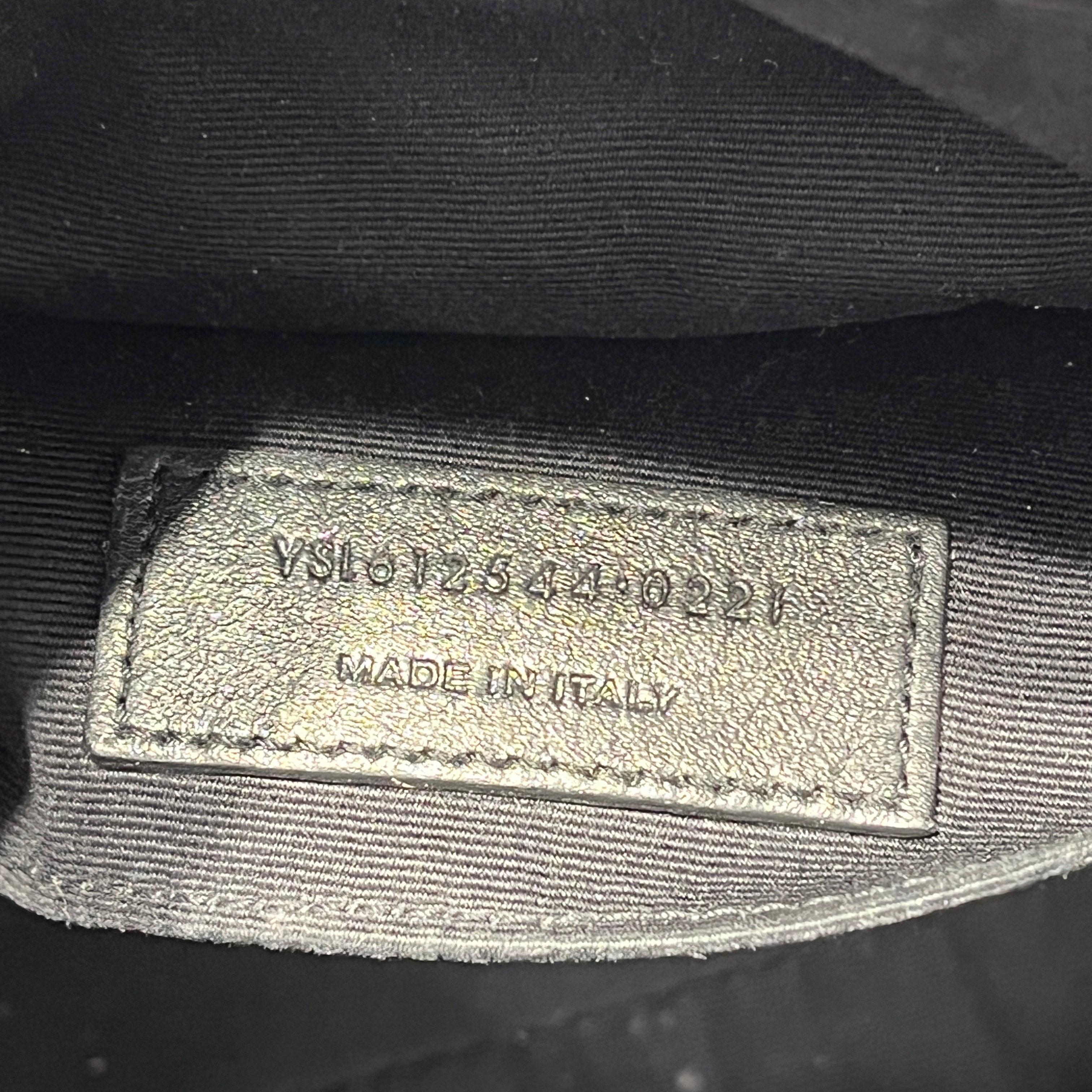 YVES SAINT LAURENT/Bag/Leather/BLK/LEATHER QUILTED LOU CAMERA BAG view 7