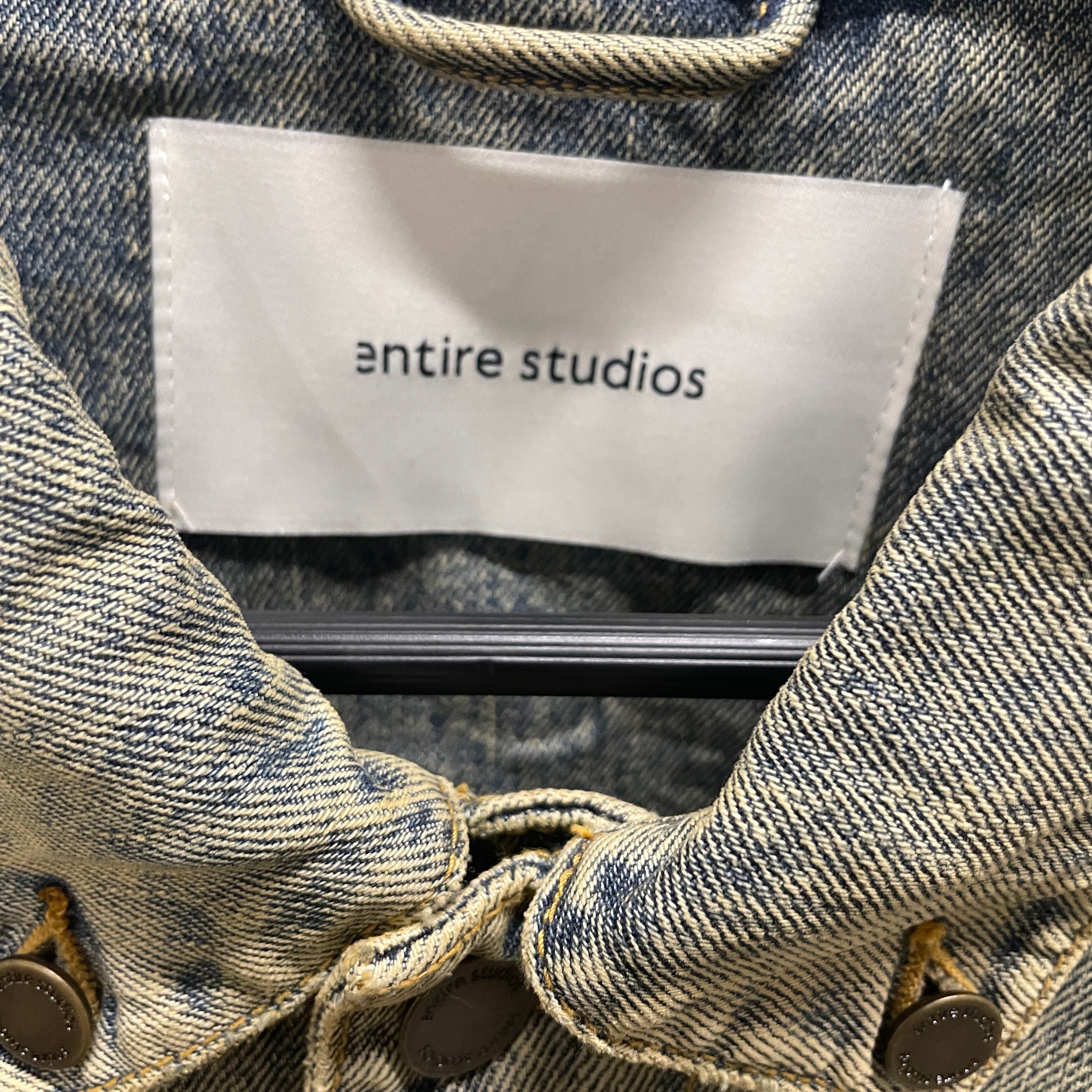 entire studios/Denim Jkt/XL/Denim/BLU/GRN WASHED BUTTON UP view 3
