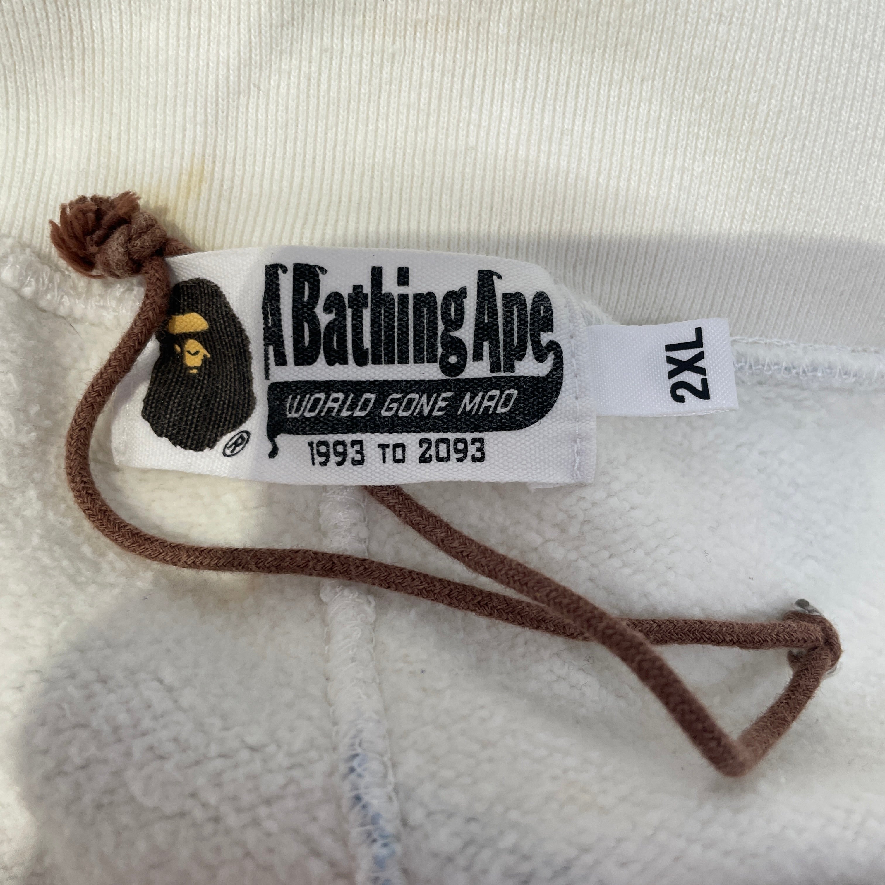 A BATHING APE/Shorts/XL/Cotton/WHT/All Over Print/Cotton Candy Camo view 3