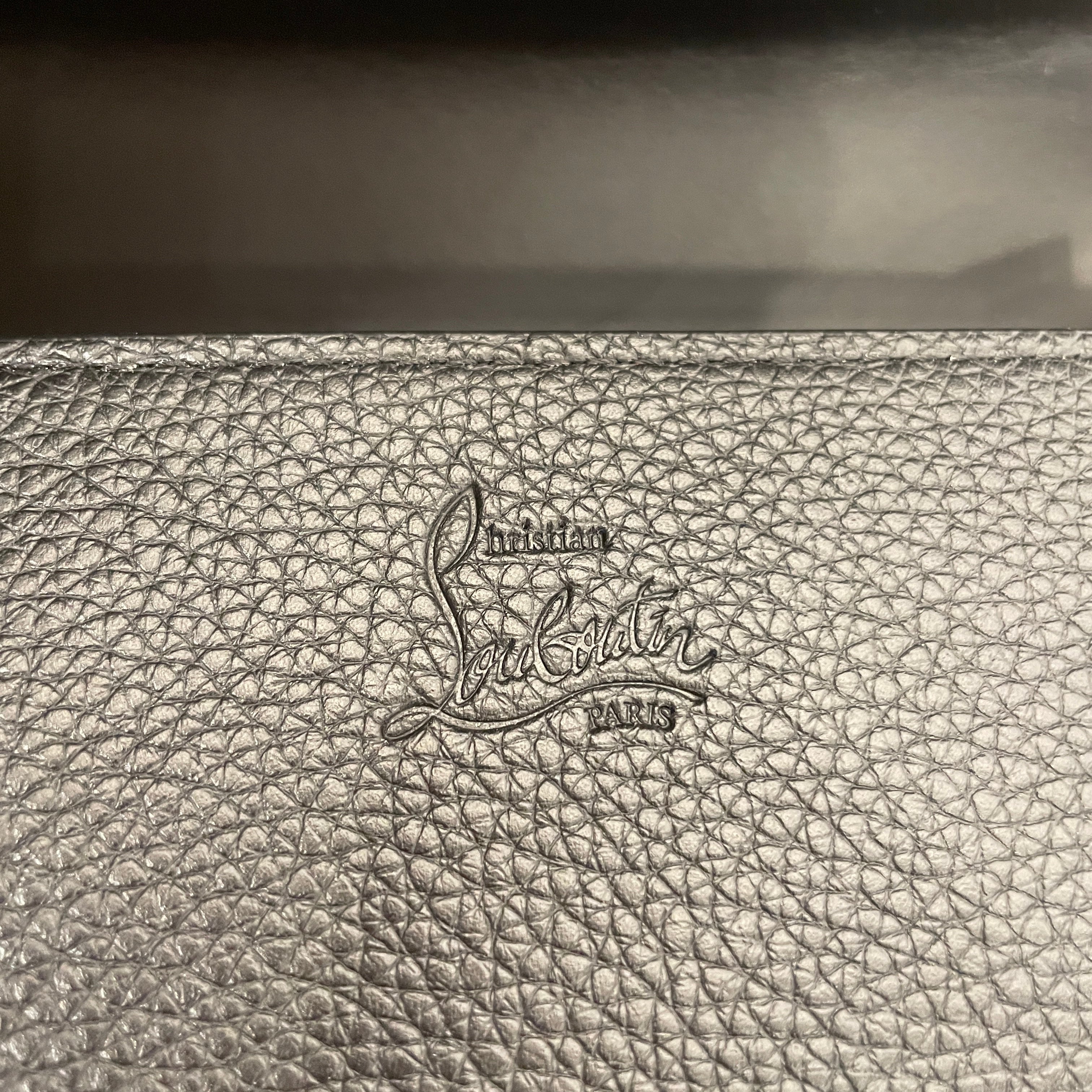 Christian Louboutin/Bag/Leather/BLK/Studded black hardware view 4