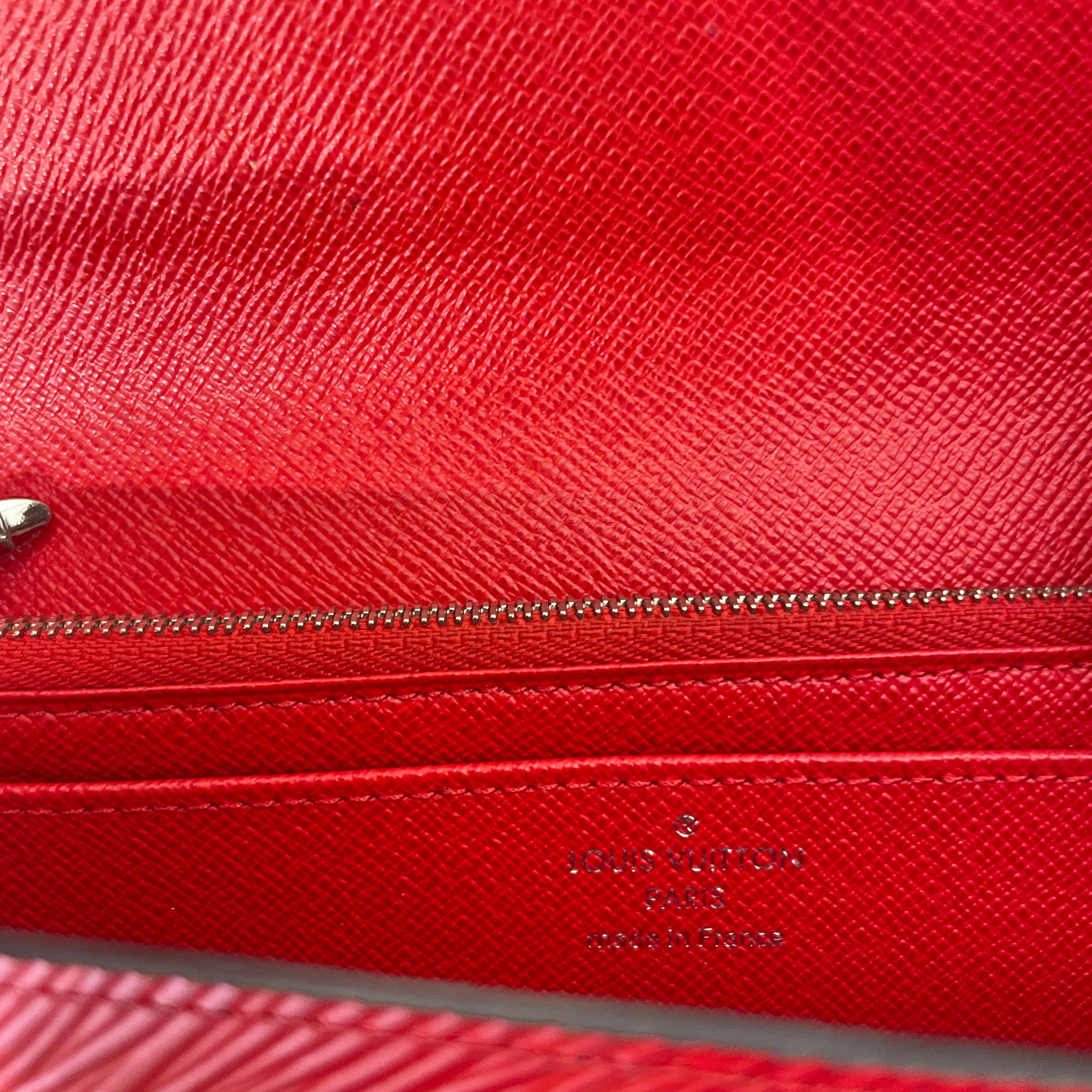 LOUIS VUITTON/Long Wallet/Leather/RED/L's/twist wallet view 3