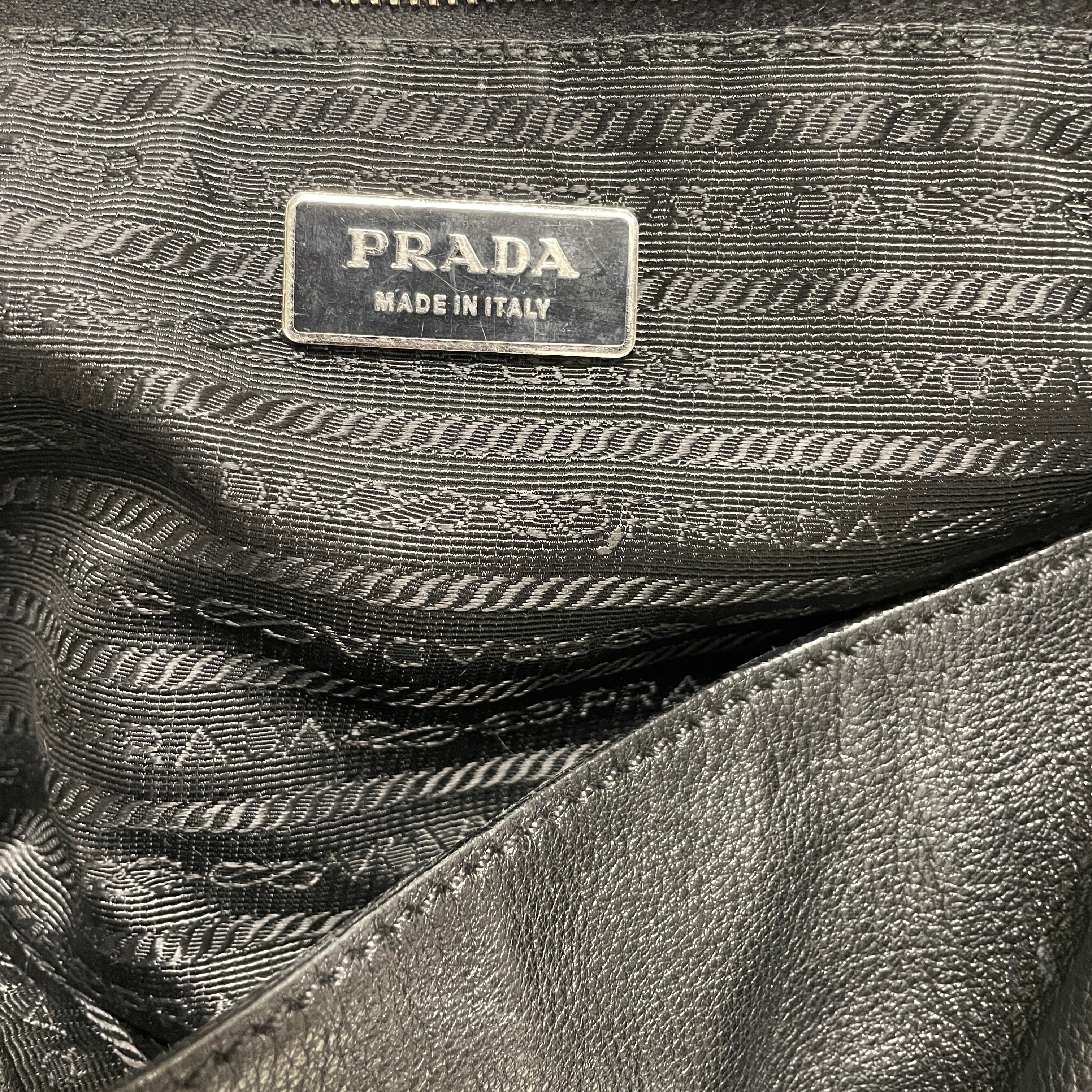 PRADA/Cross Body Bag/Leather/BLK/78QYR66 view 3