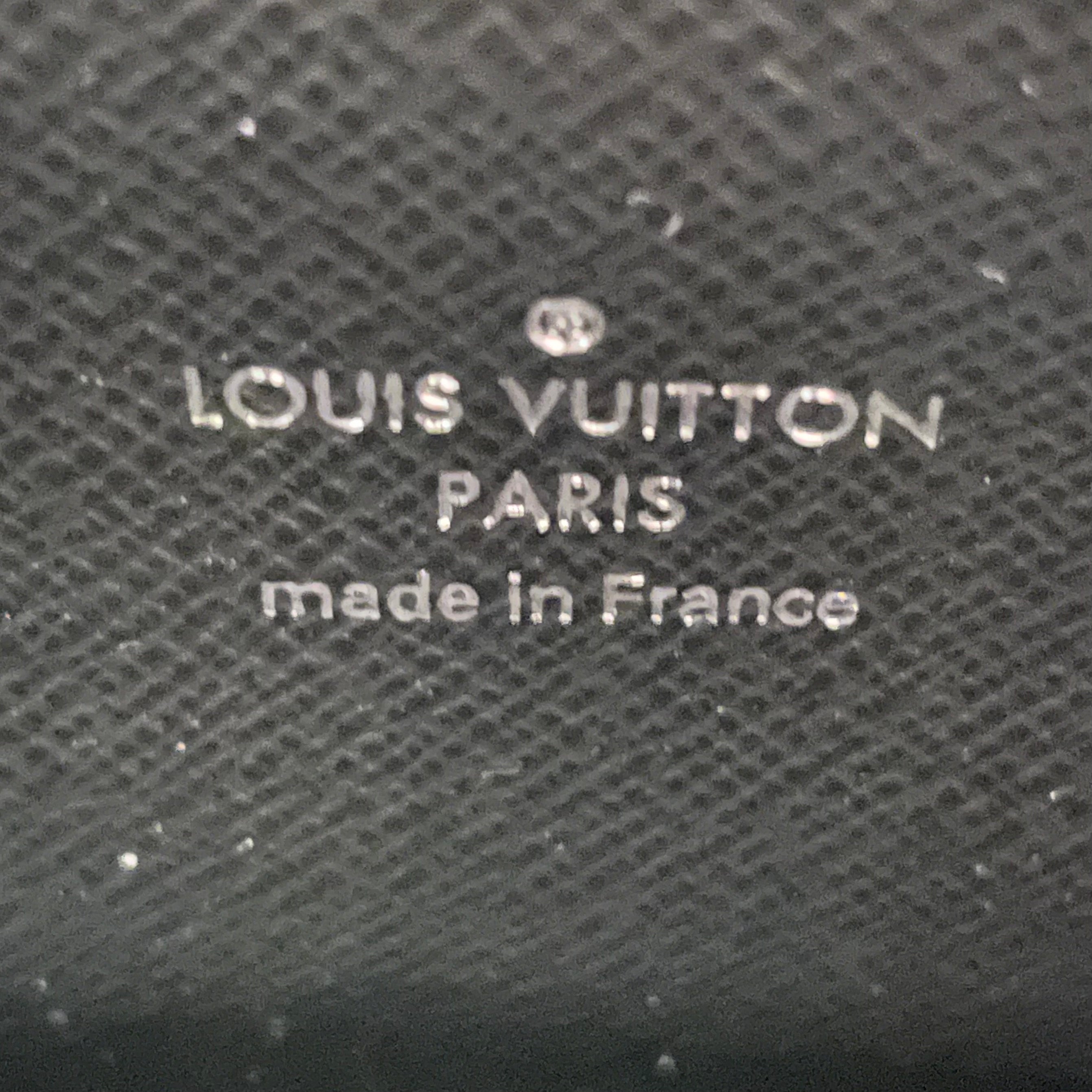 LOUIS VUITTON/Cross Body Bag/Leather/BLK/Epi view 7