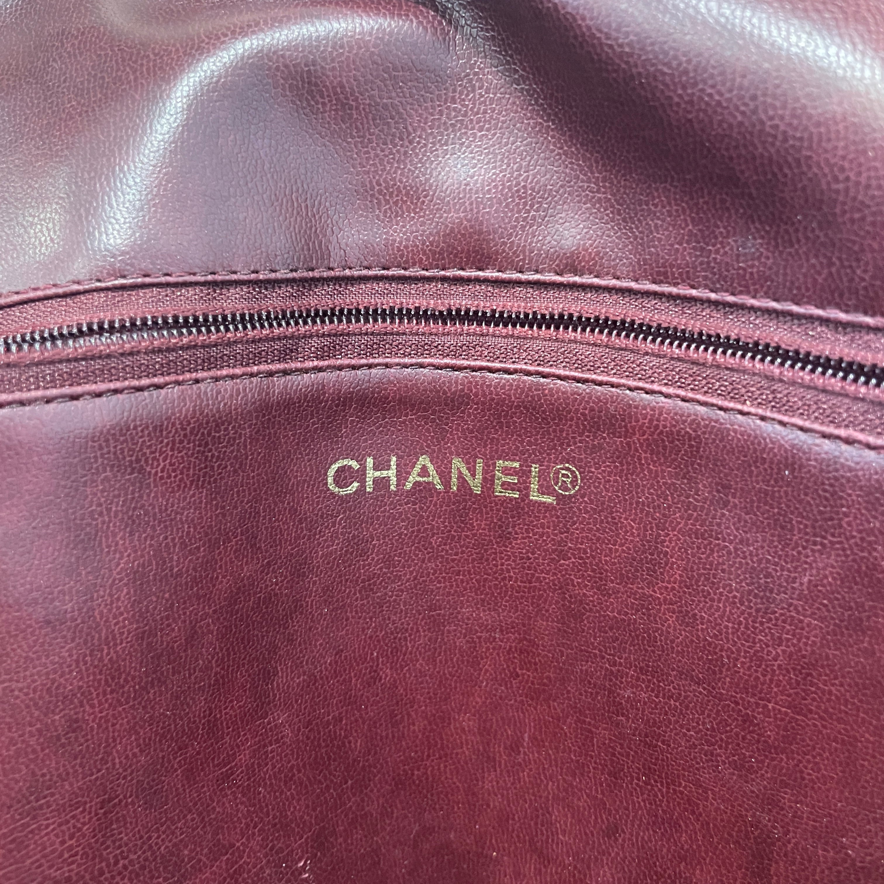 CHANEL/Hand Bag/Lambskin/BRD/Chevron Lambskin V Stitch Bag view 3