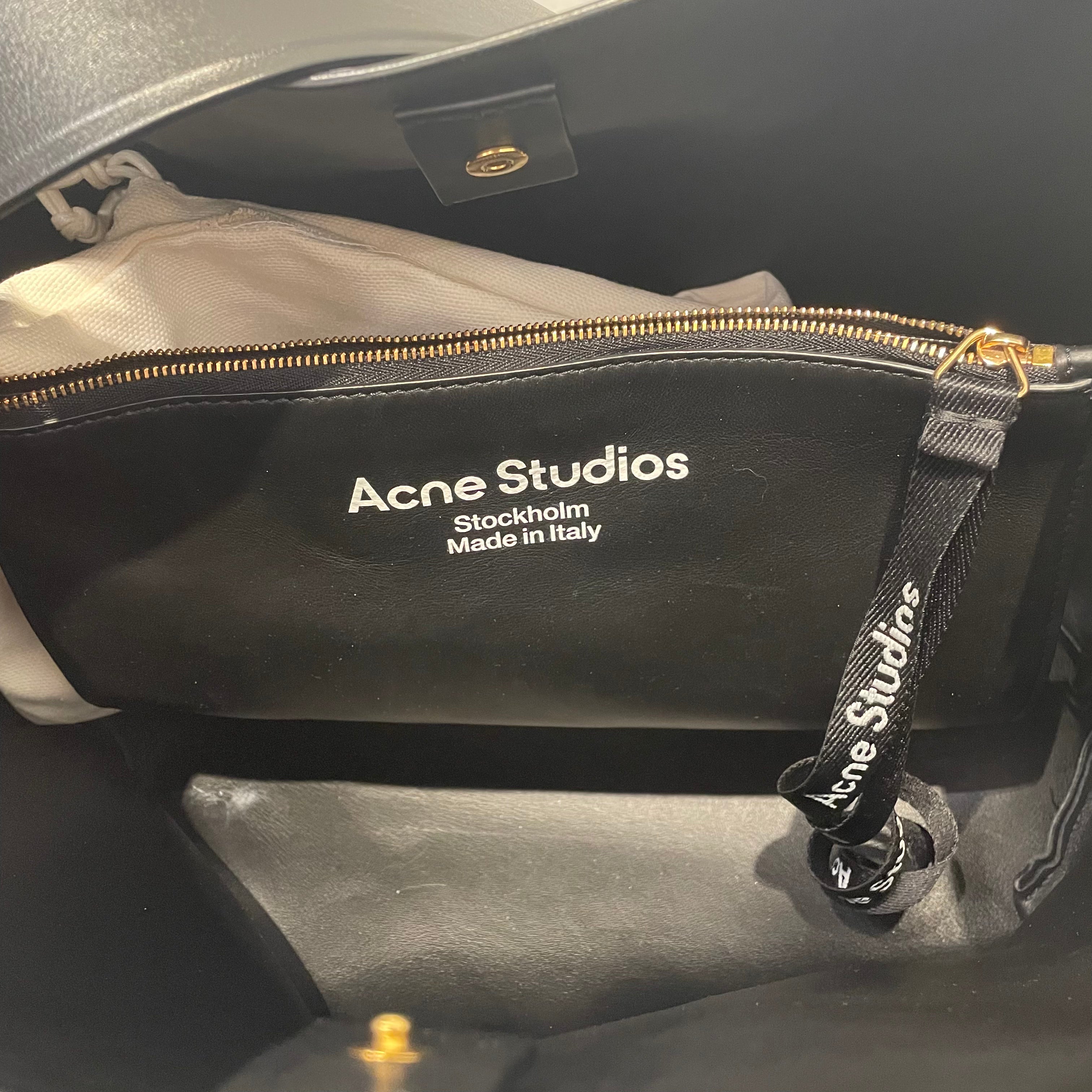 Acne Studios/Tote Bag/Leather/BLK/MUSUBI BAG MEDIUM view 4
