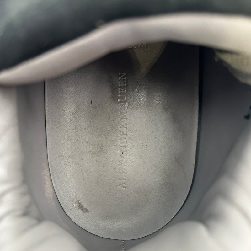 Alexander McQueen/Low-Sneakers/EU 45/SLV/SILVER SNEAKERS
