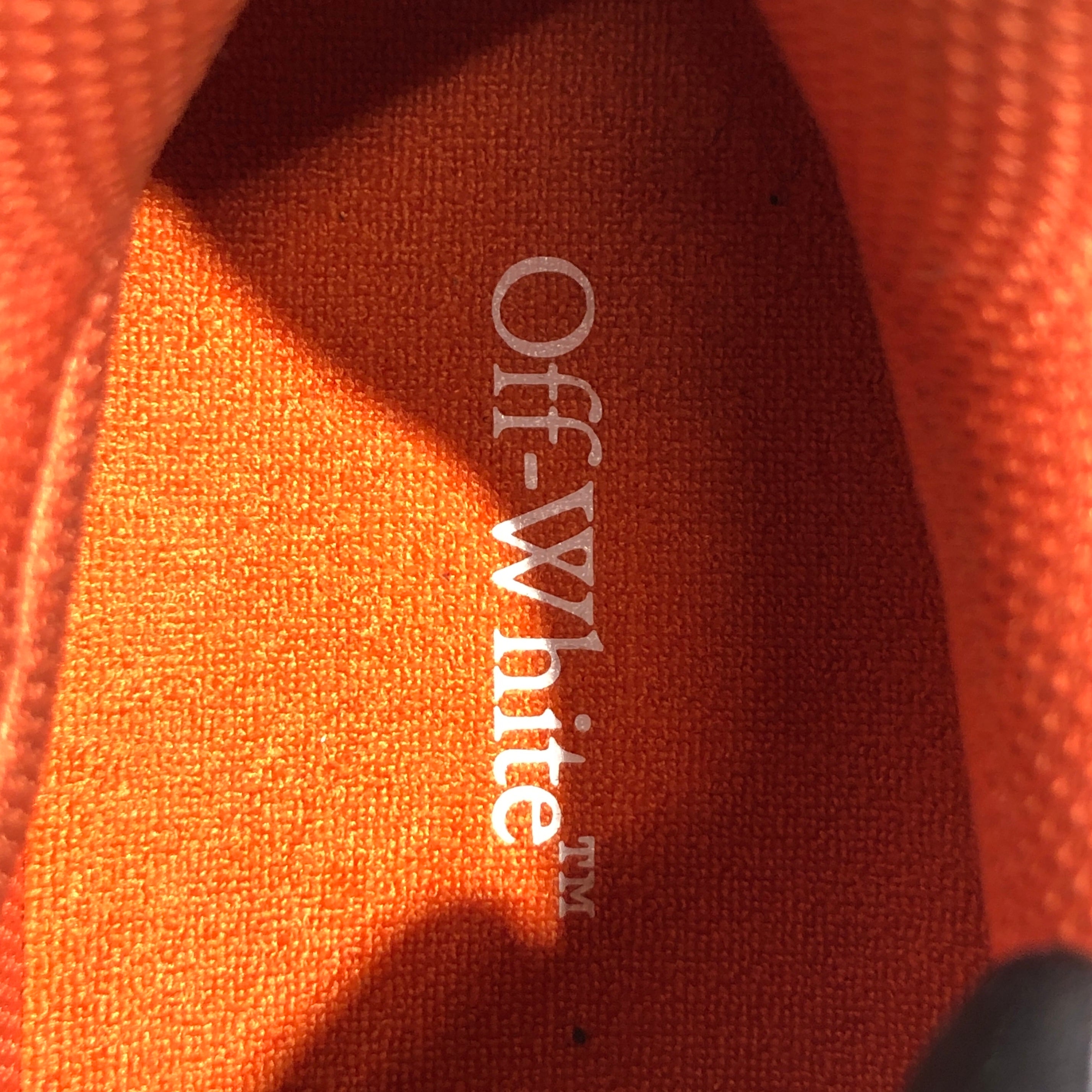 OFF-WHITE/Low-Sneakers/US 10/Stripe/ORN/GLOVE SLIP ON view 3