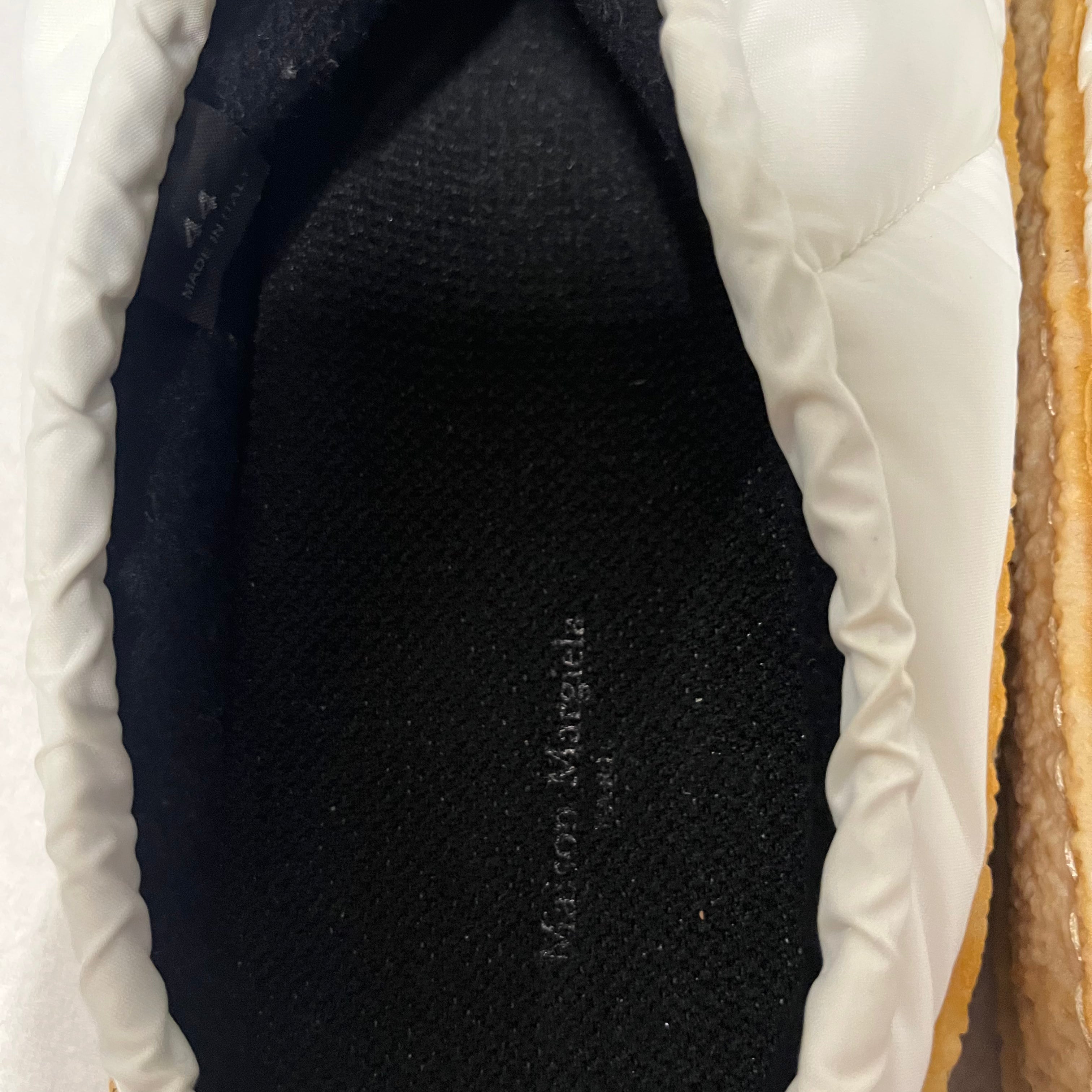 Maison Margiela/Low-Sneakers/EU 44/Nylon/WHT/maison margiela puff wht shoes view 4