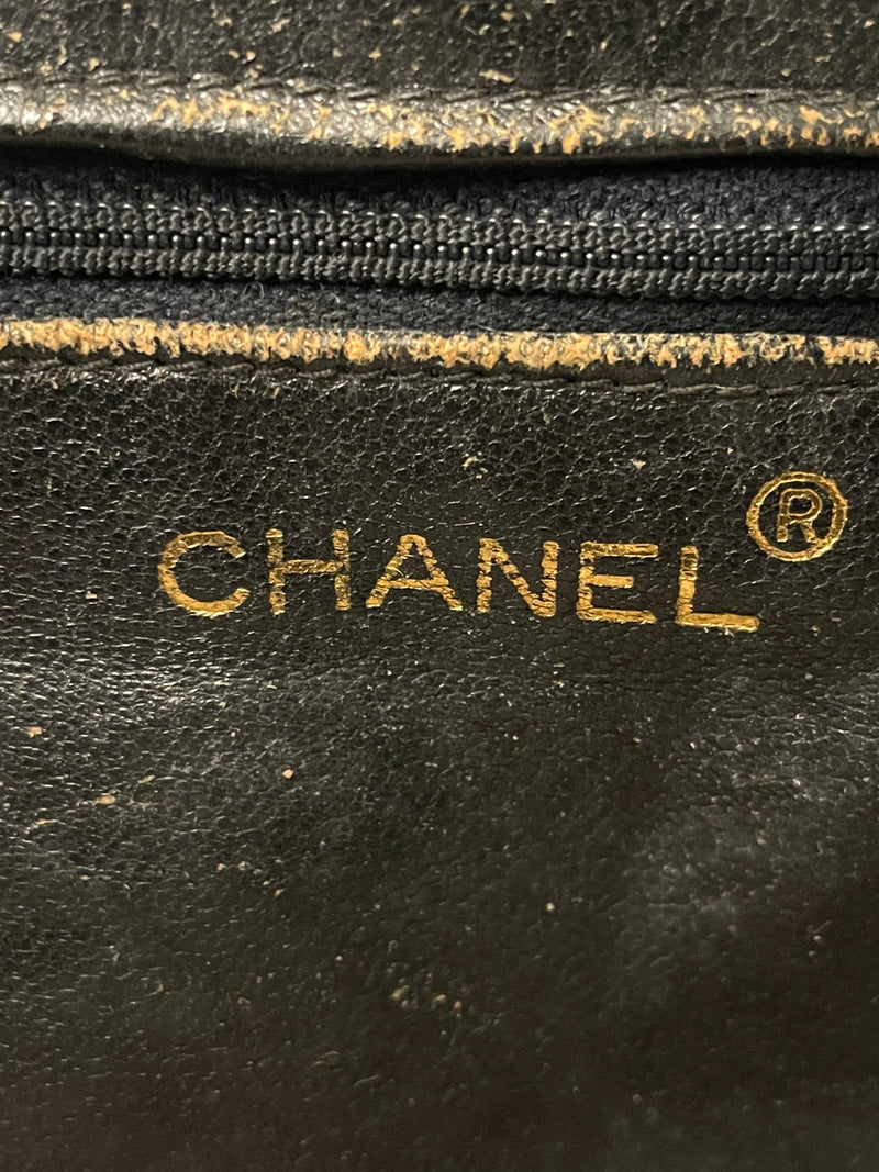 CHANEL/Cross Body Bag/Leather/BLK/QUILTED CAVIAR POCKET CAMERA