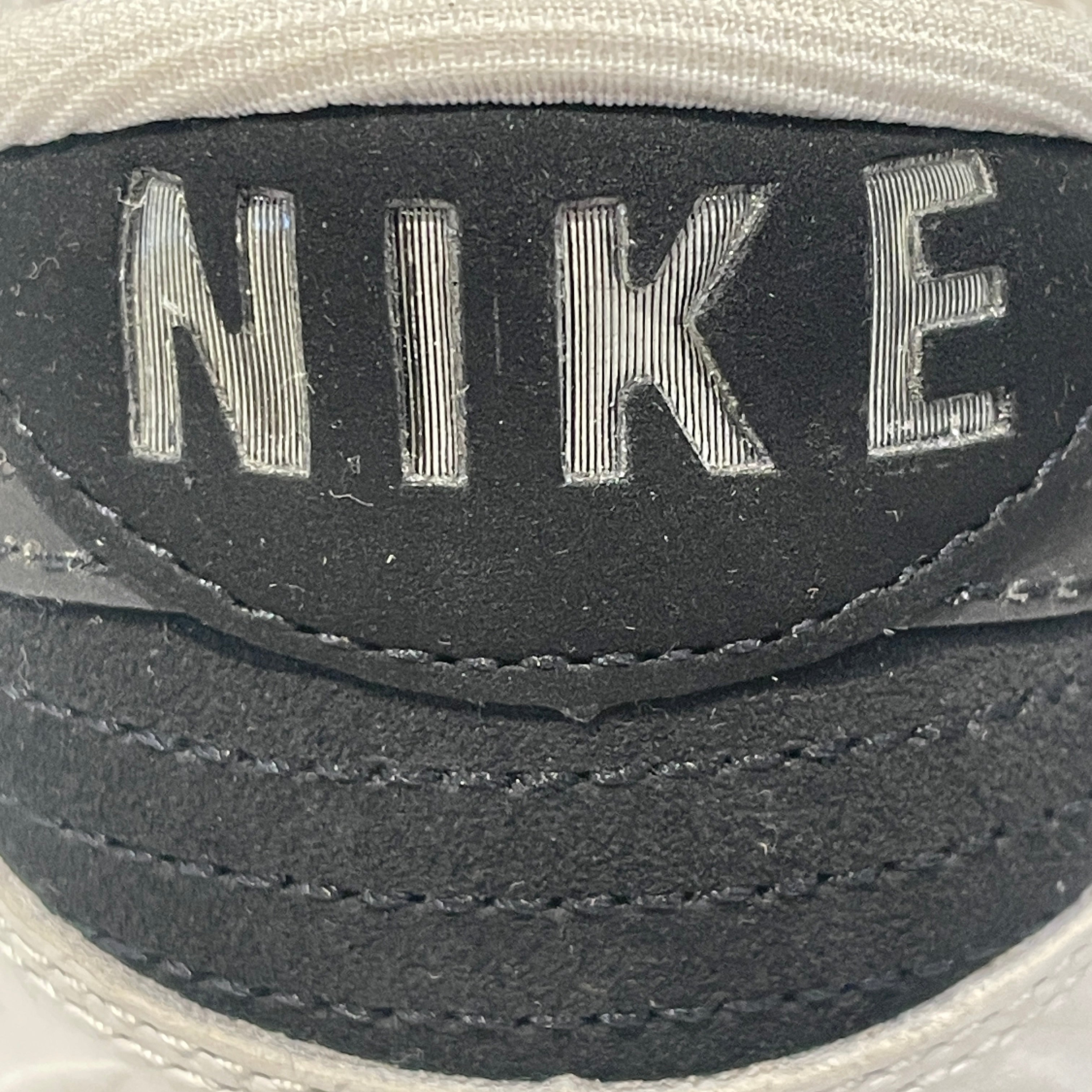 NIKE/Low-Sneakers/US 8.5/WHT/TIGHTBOOTH X DUNK LOW SB view 3