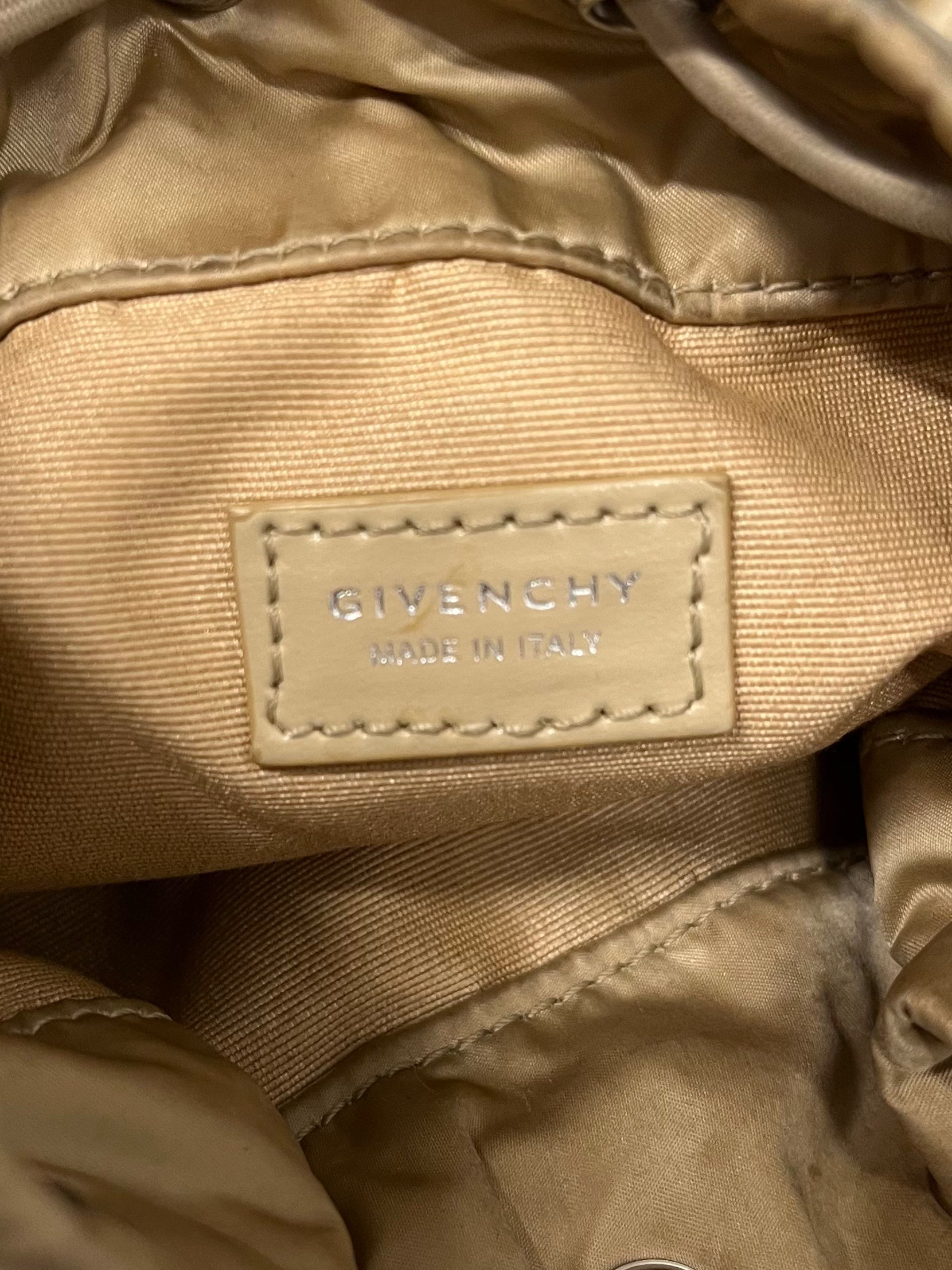 GIVENCHY/Bag/Nylon/BEG/4G LIGHT BUCKET BAG view 3