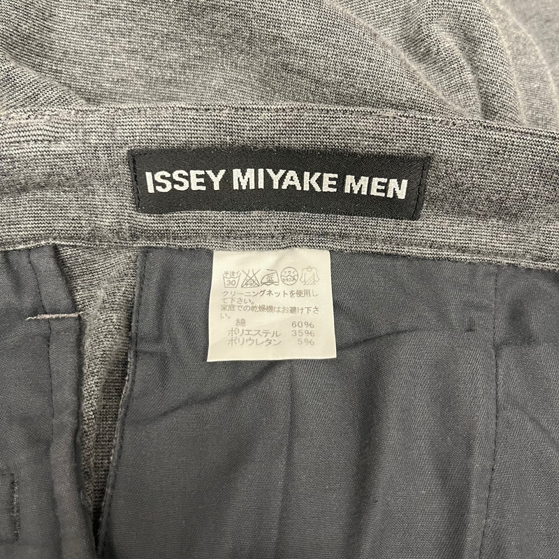 ISSEY MIYAKE/Straight Pants/31/Polyester/GRY/