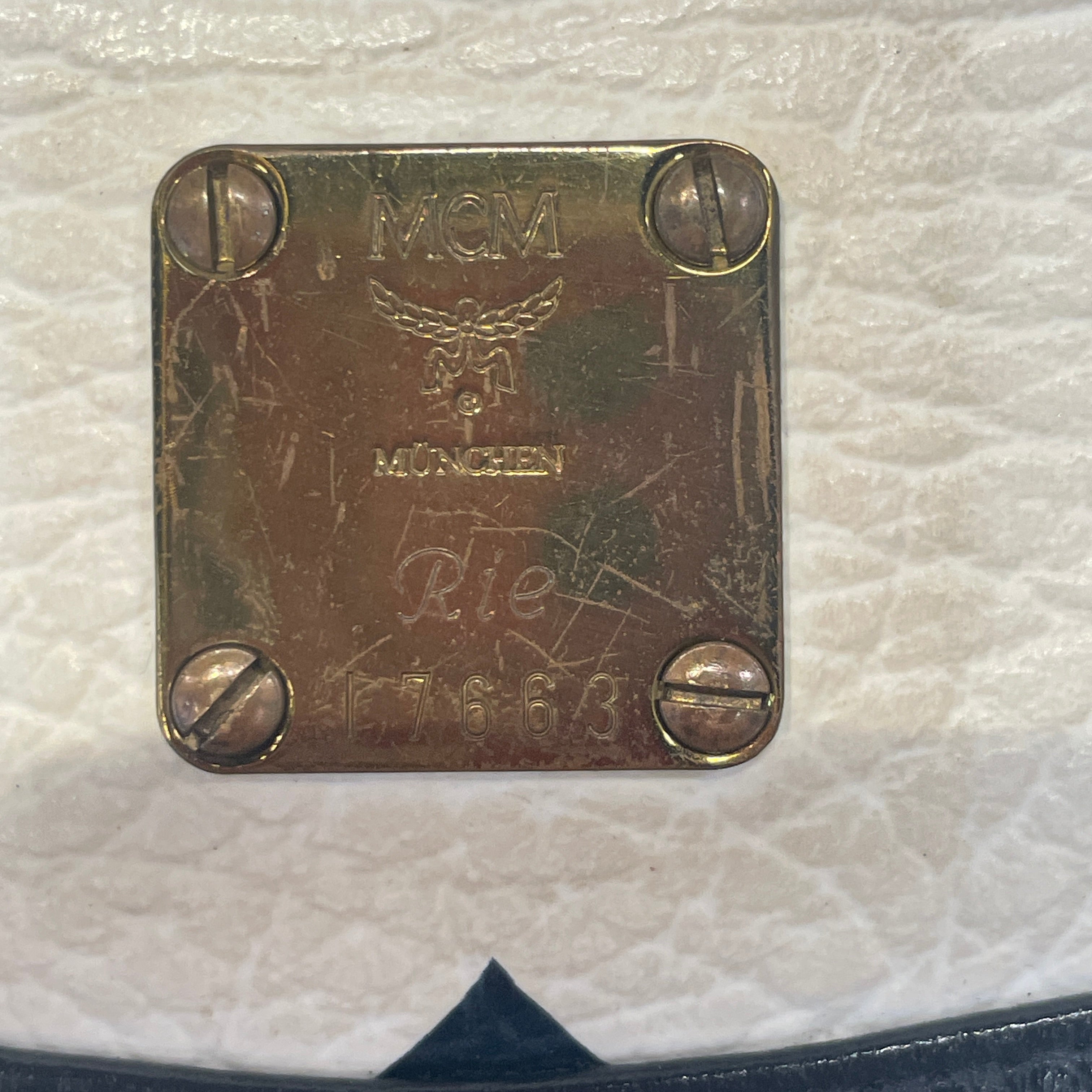 MCM/Cross Body Bag/Monogram/Leather/WHT/Visetos Leather/Chain CB view 4