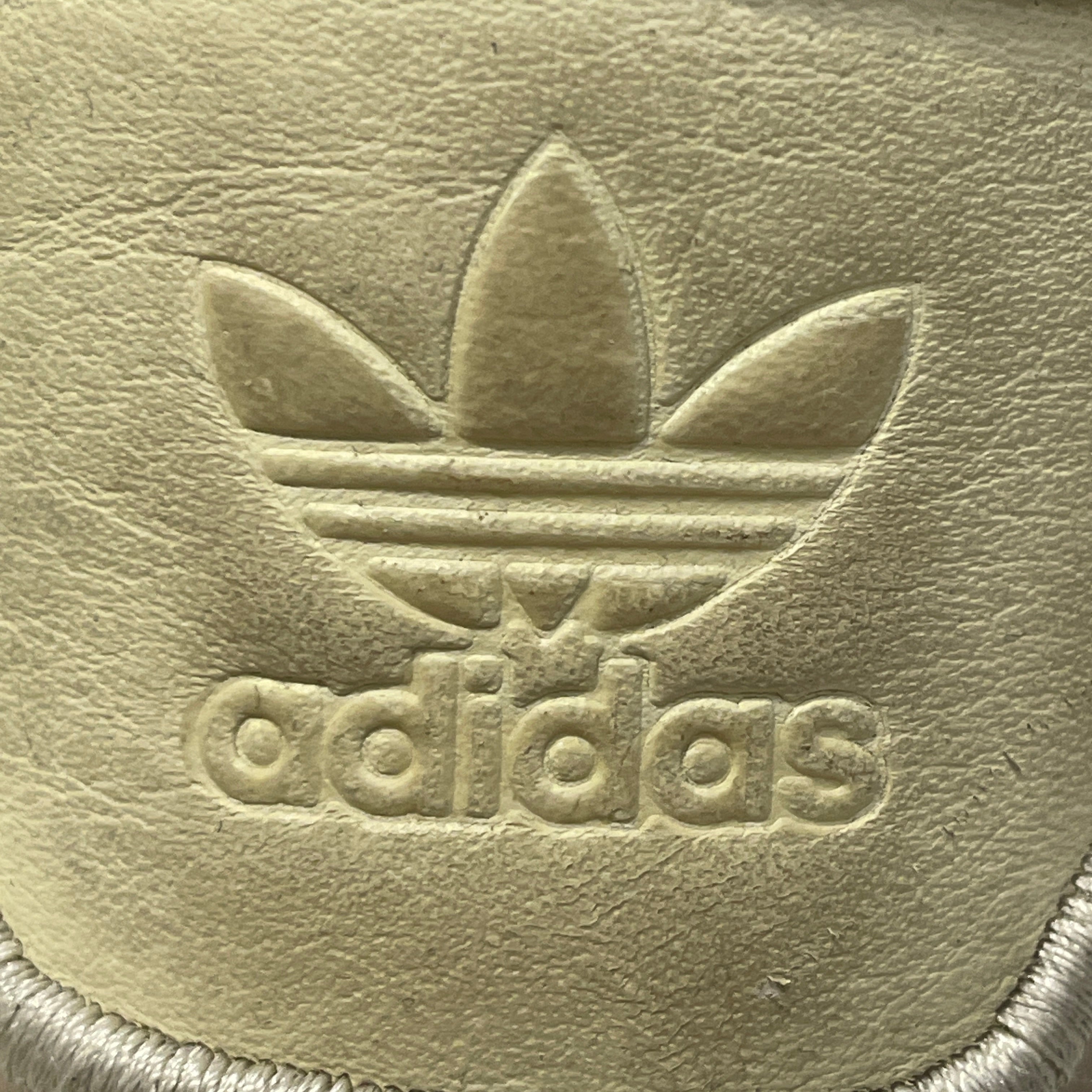 adidas/Low-Sneakers/US 7.5/Cotton/BEG/benito view 3