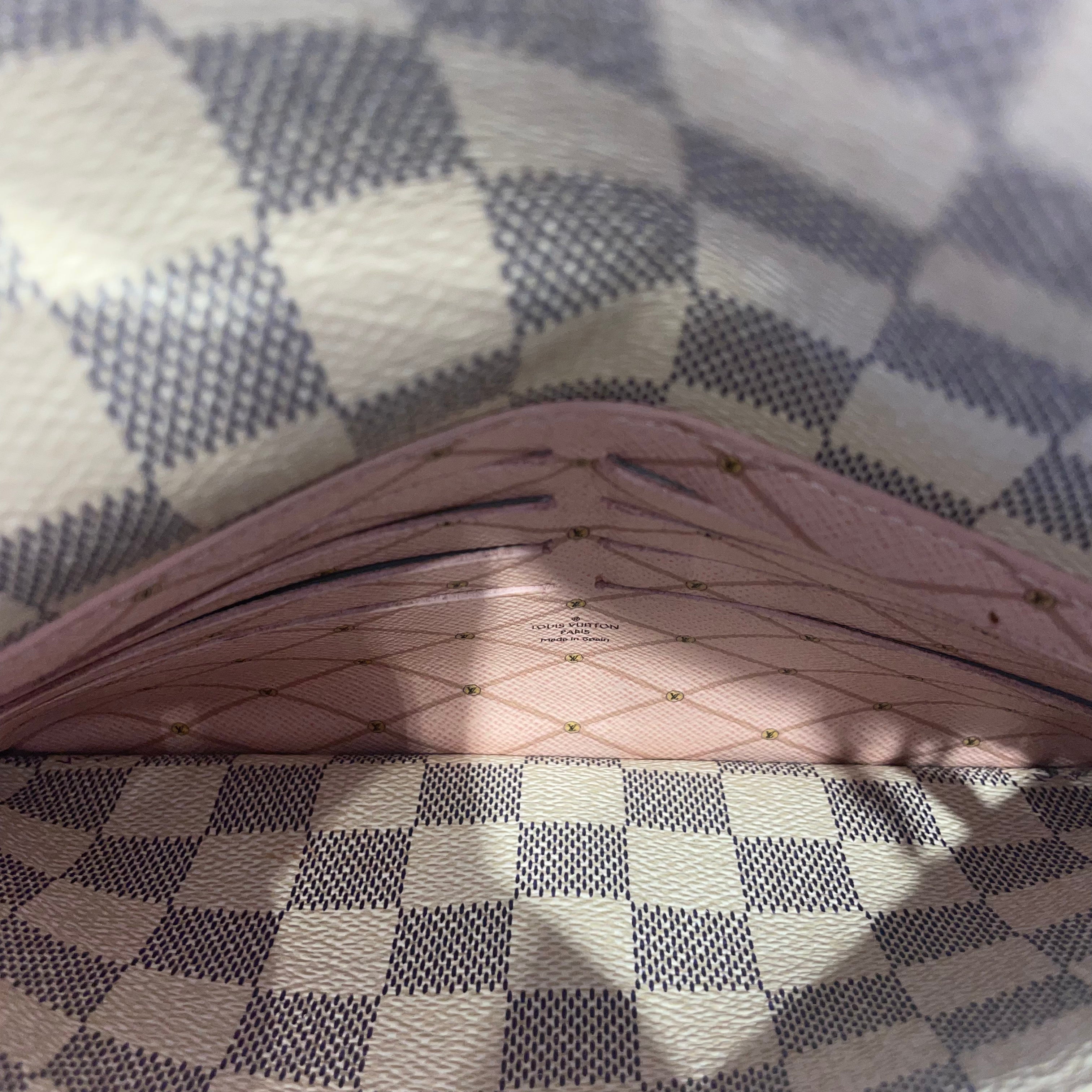 LOUIS VUITTON/Pouch/Monogram/Leather/WHT/damier azur summer trunk view 4