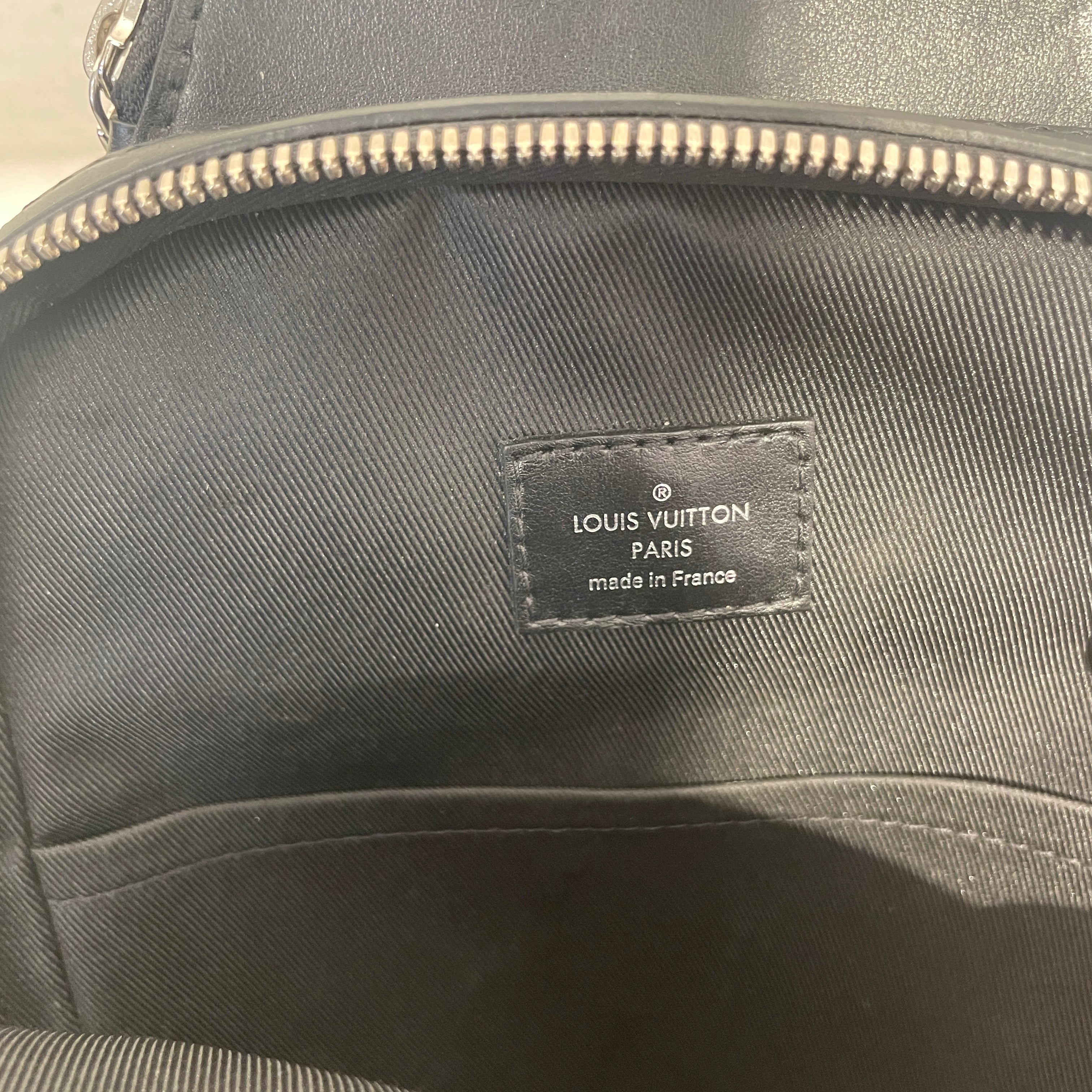 LOUIS VUITTON/Cross Body Bag/Monogram/Leather/BRW/AVENUE SLING BAG view 4