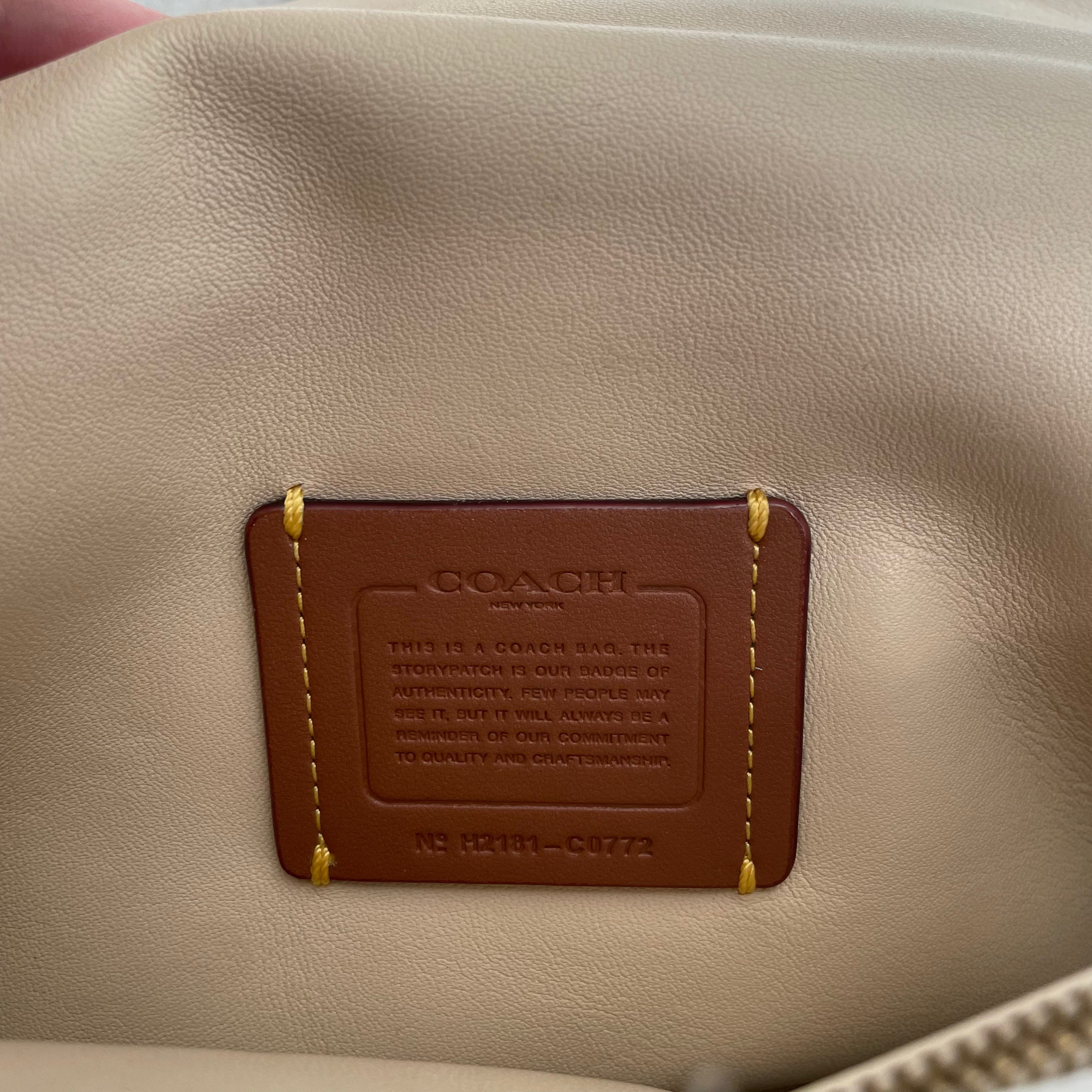COACH/Bag/Leather/CRM/pillow tabby view 3