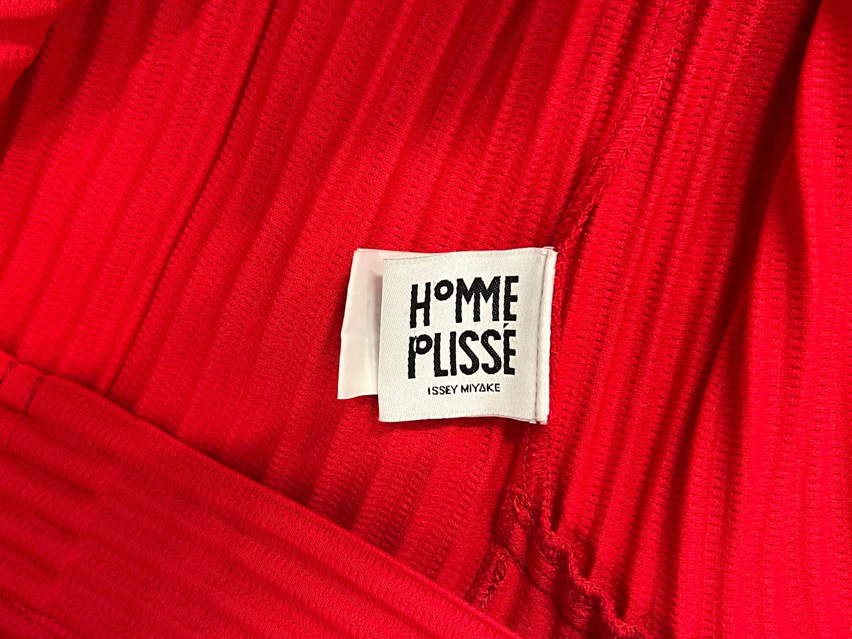 HOMME PLISSE ISSEY MIYAKE/Tank Top/2/Polyester/RED/SLEEVELESS RIBBED SHIRT view 3