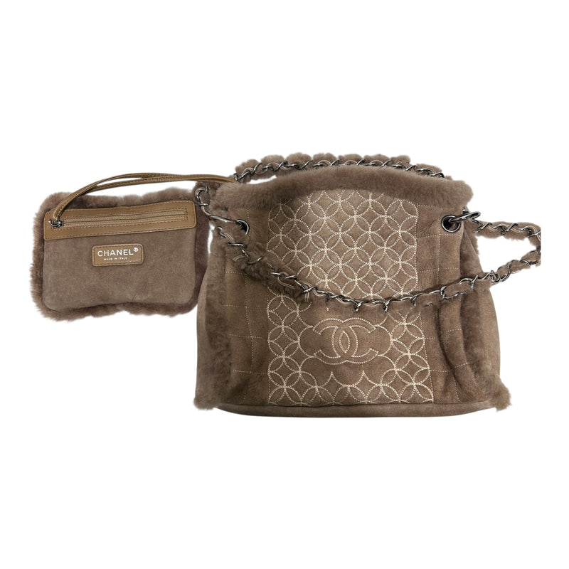 CHANEL/Bag/Suede/BRW/SHEARLING CC SHOULDER BAG