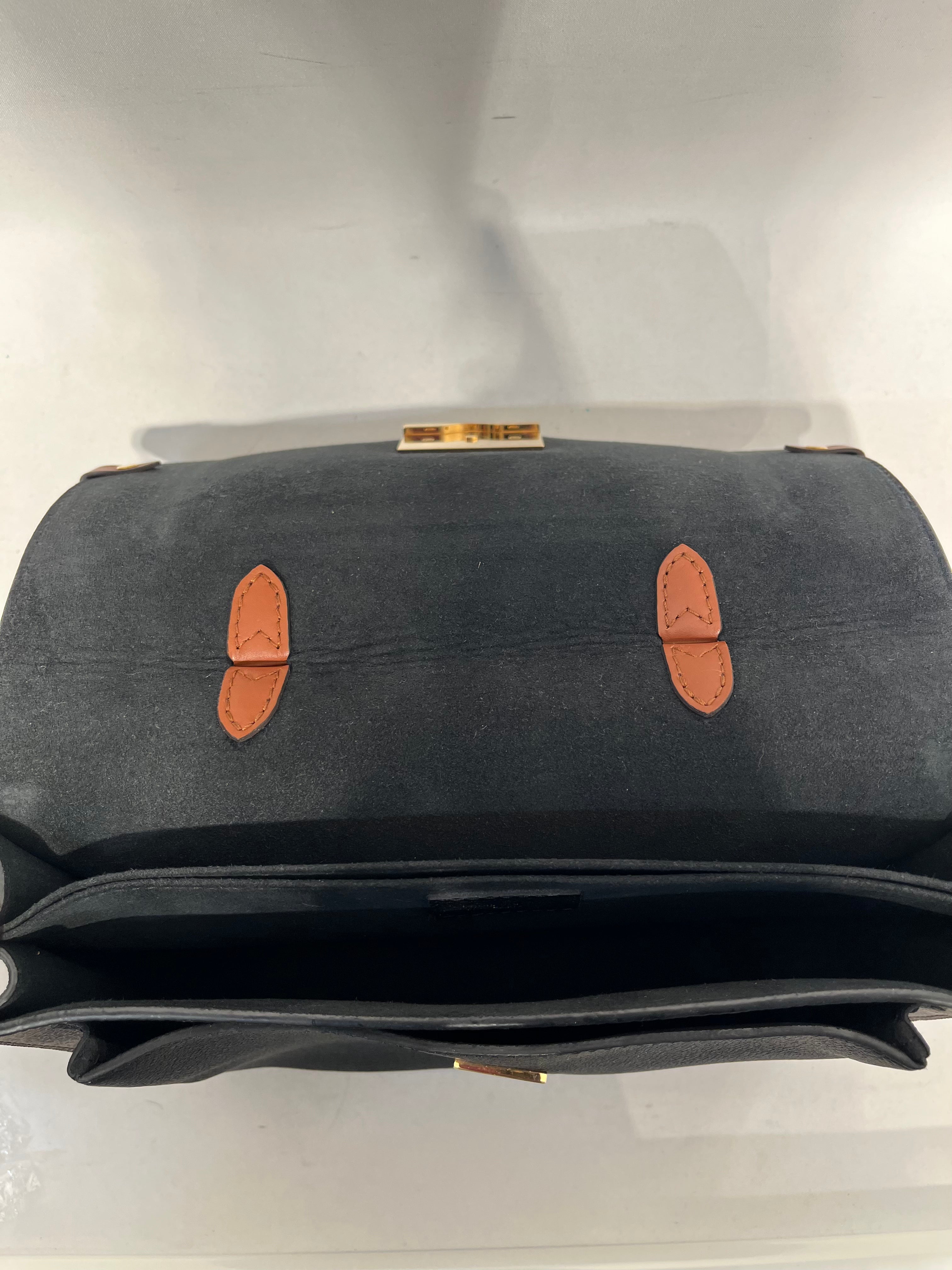 LOUIS VUITTON/Cross Body Bag/Monogram/Leather/BRW/Padlock crossbody view 6