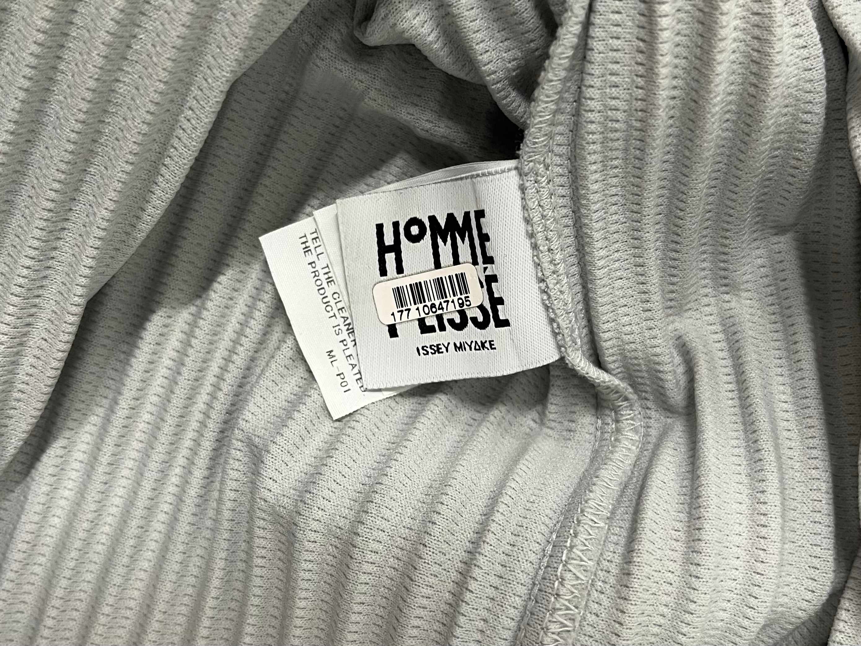 HOMME PLISSE ISSEY MIYAKE/Polo Shirt/2/Polyester/SLV/PLEATED POLO SHIRT view 2