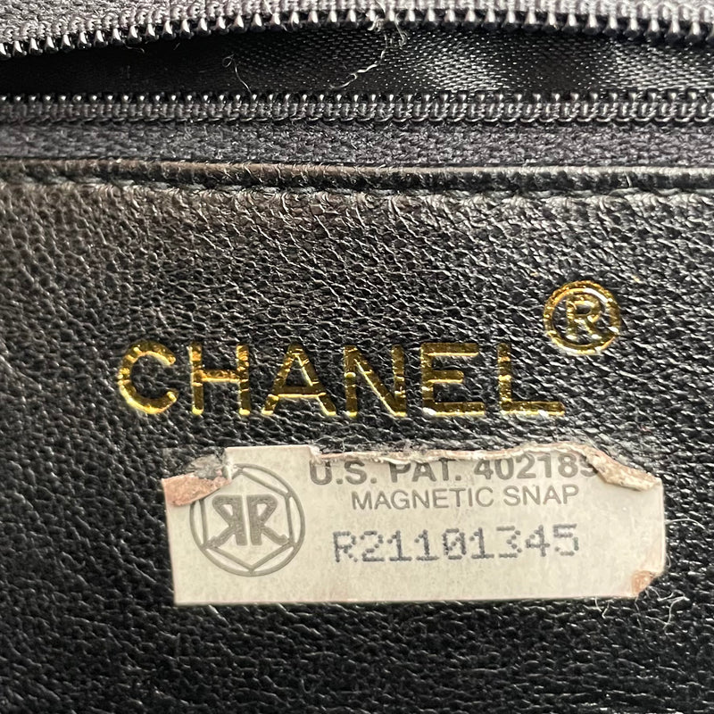CHANEL/Cross Body Bag/Suede/BLK/R21101345 QUILTED FLAP/CHAIN