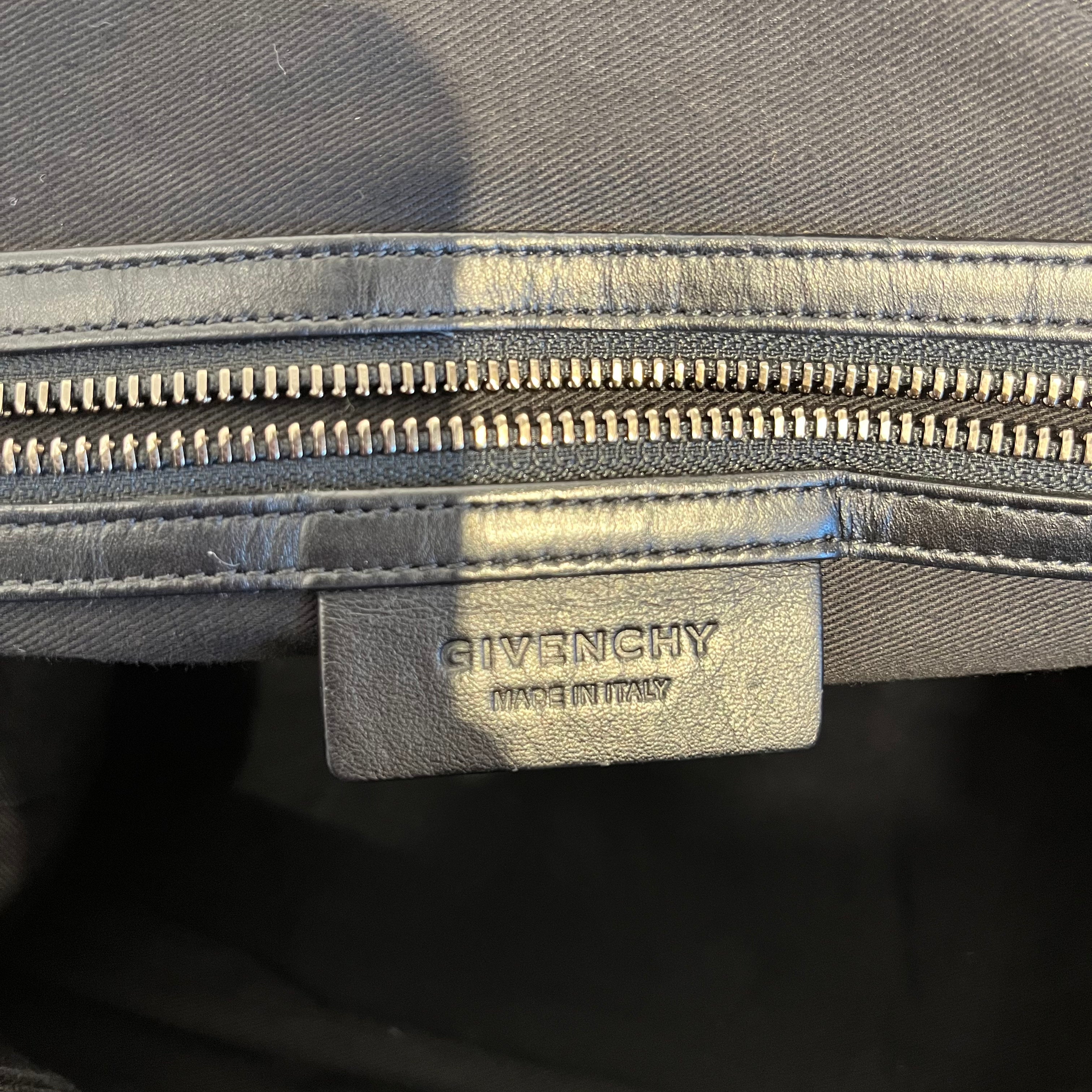 GIVENCHY/Bag/Leather/BLK/Nightingale with zipper strap view 5