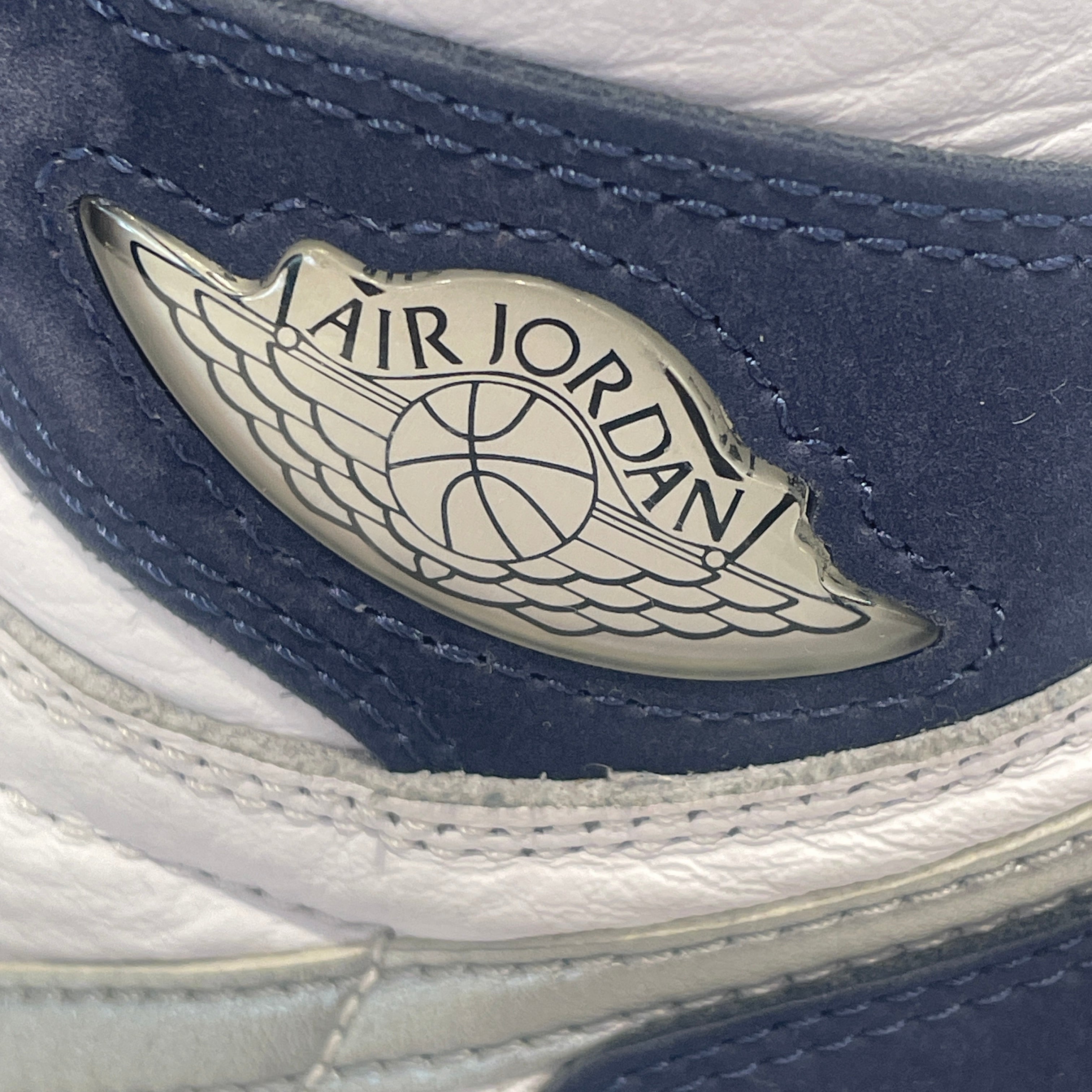 NIKE/Hi-Sneakers/UK 7.5/NVY/Air Jordan 1 Retro High view 4
