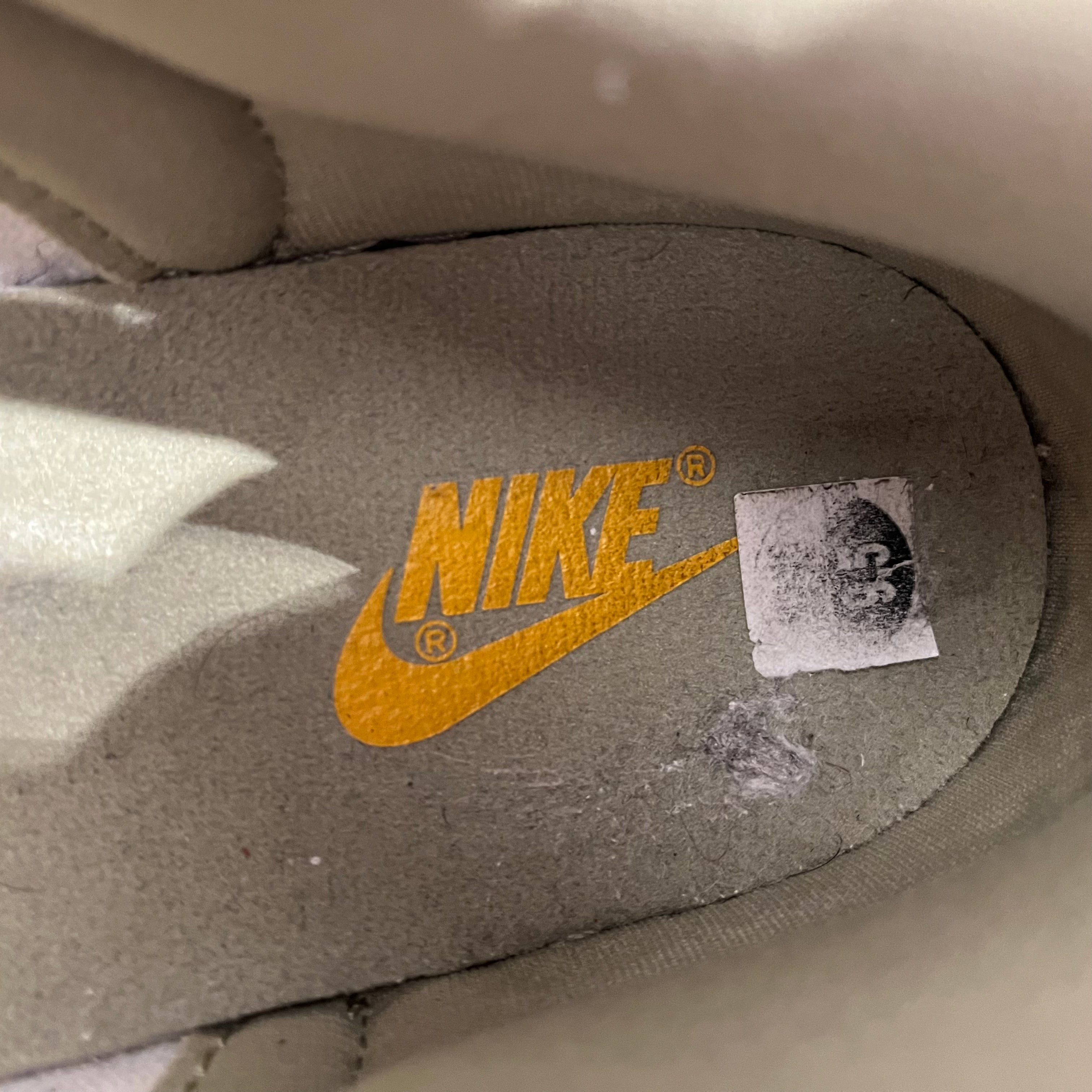 NIKE/DUNK LOW SE/Low-Sneakers/US 9.5/Suede/BEG/DH5360-300 view 4