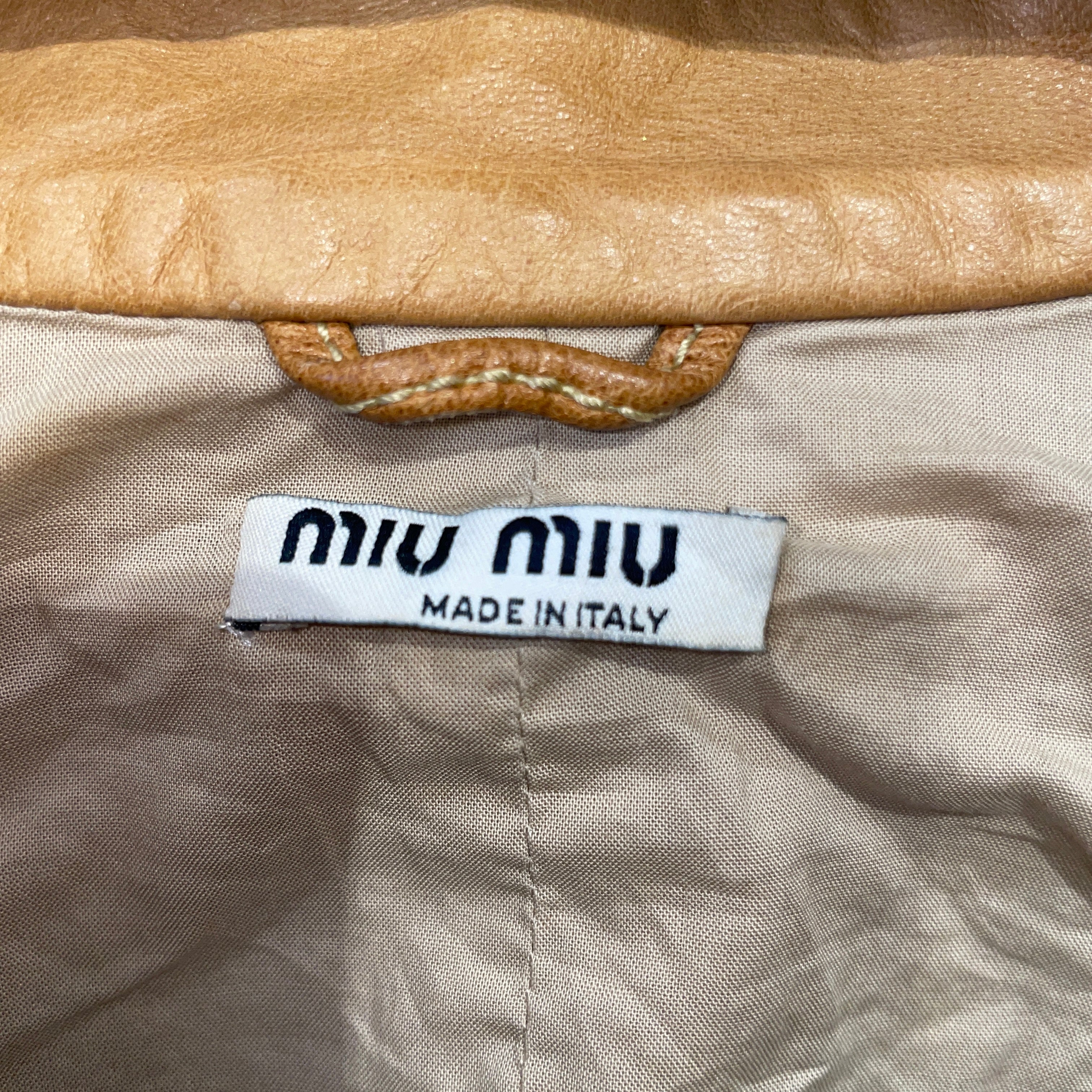MIU MIU/Leather Jkt/40/Leather/BEG/WAISTBAND/2 ZIPPER POCKETS view 3
