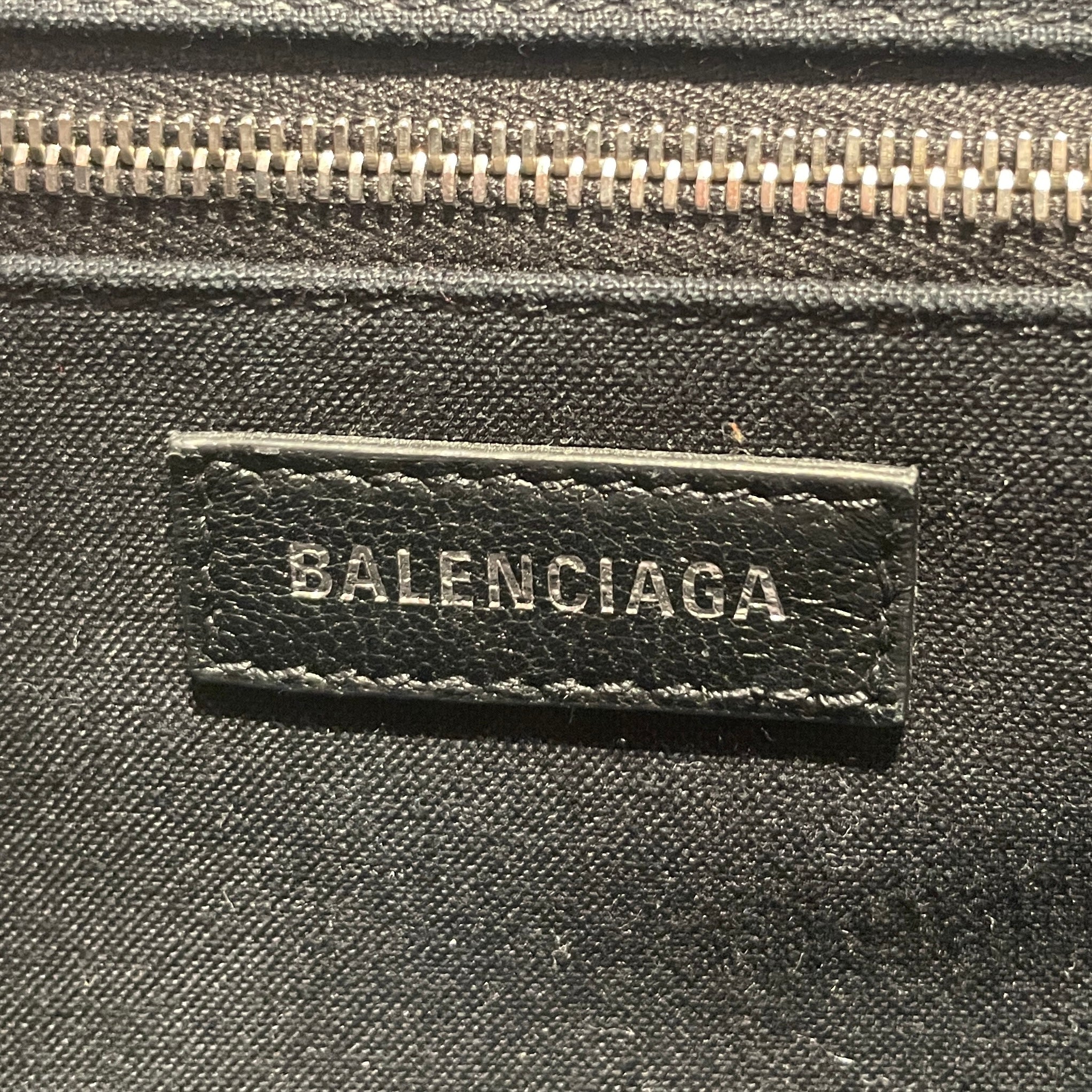 BALENCIAGA/Hand Bag/Leather/WHT/crocodile clutch xl view 3