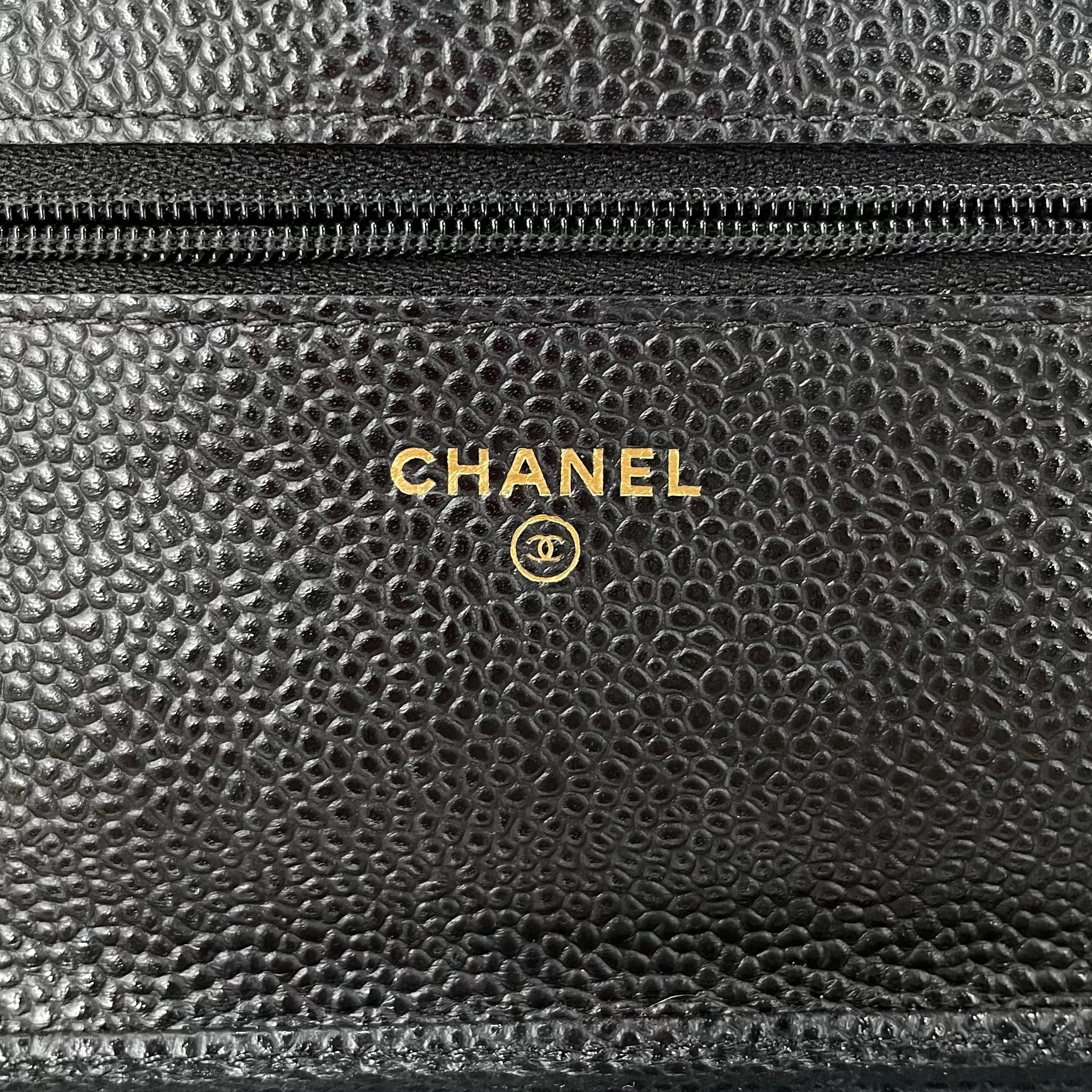 CHANEL/Bag/Leather/BLK/QUILTED CAVIAR WALLET W CHAIN view 3