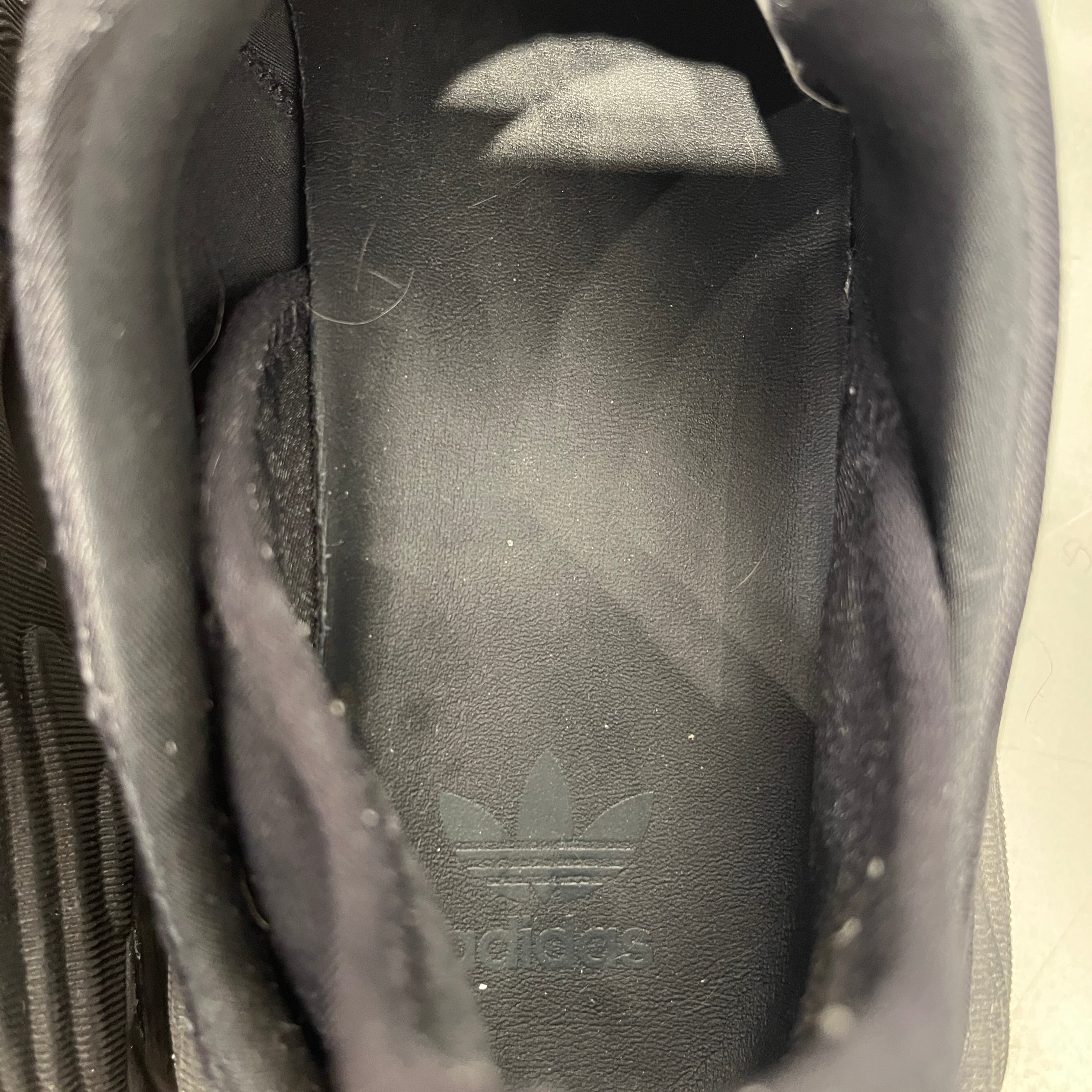 adidas/Low-Sneakers/US 11.5/Iridescent/BLK/Rovermule Adventure BLK Carbon view 3