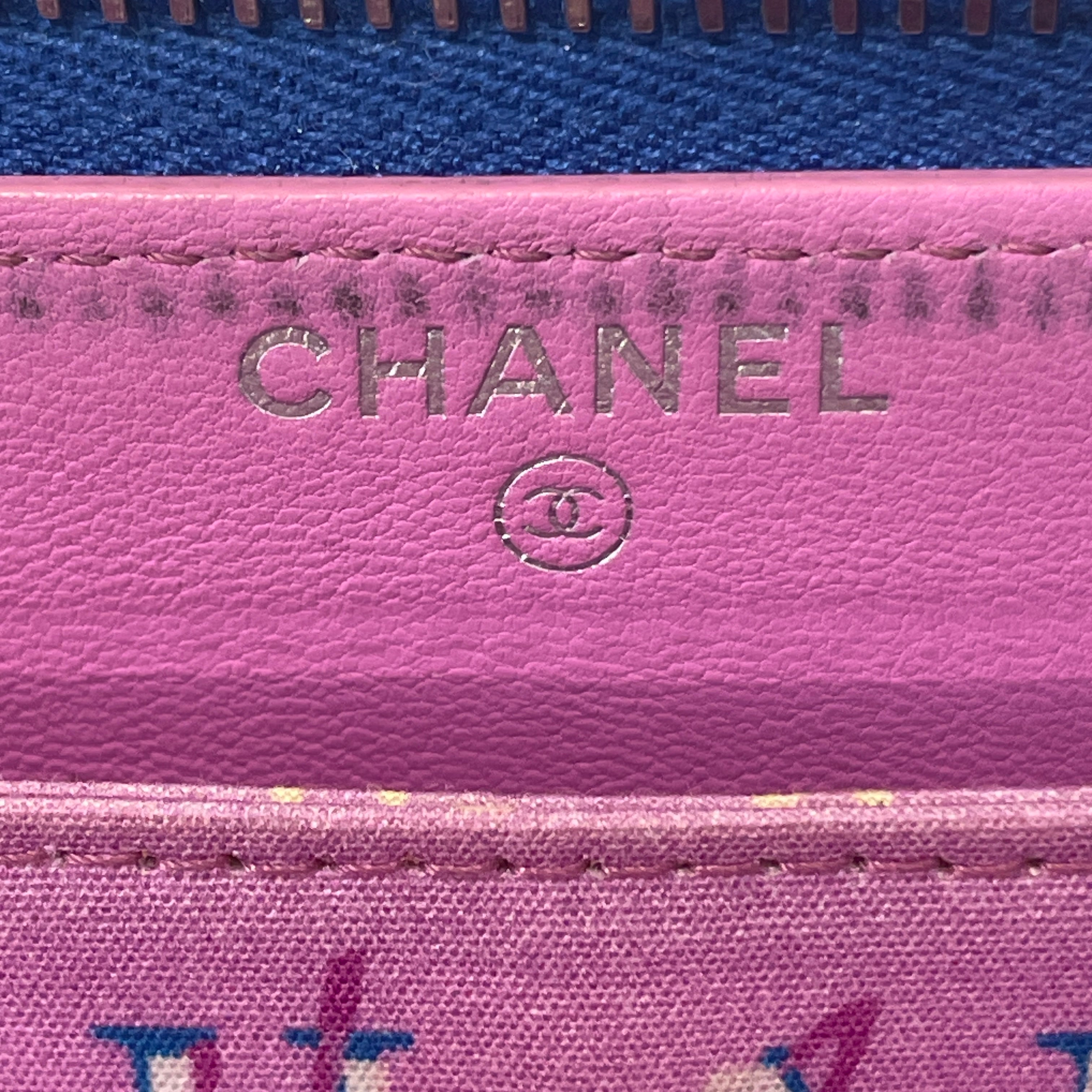 CHANEL/Long Wallet/Leather/BLU/2019 QUILTED/PURPLE LINING view 4