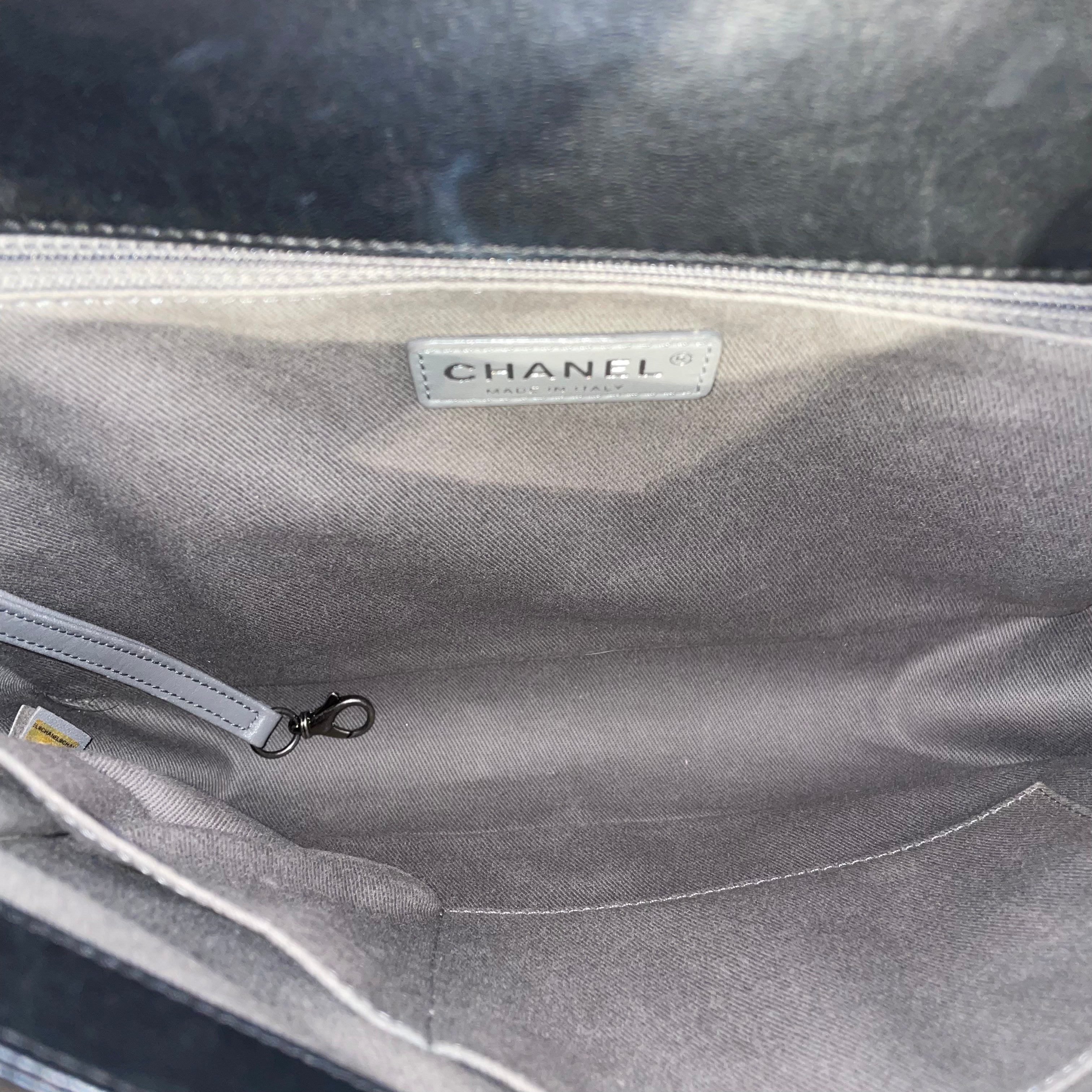 CHANEL/Cross Body Bag/Leather/BLK/QUILTED CALFSKIN view 5