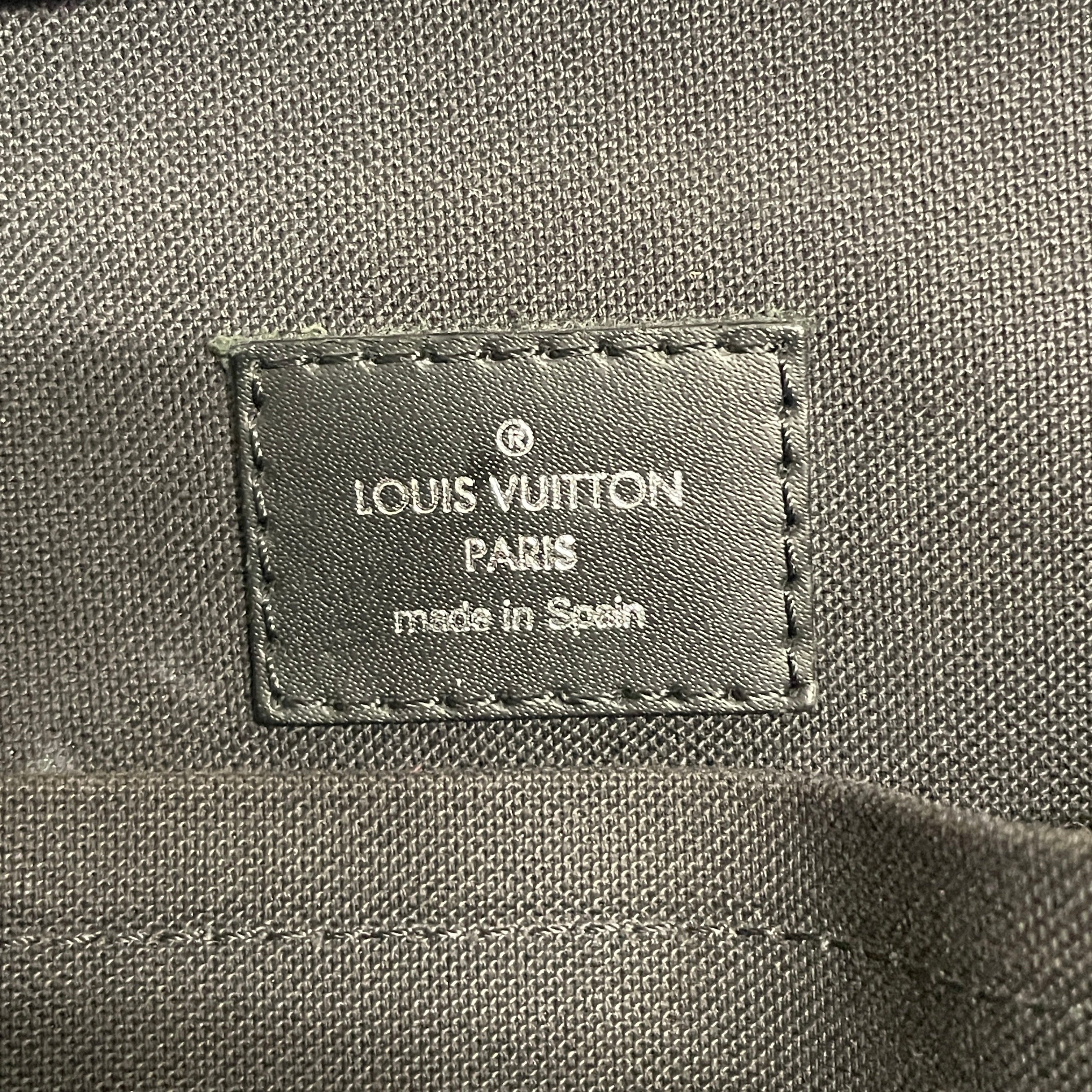 LOUIS VUITTON/Briefcase/Leather/BLK/PORTE VOYAGE/ DAMIER EBENE view 6