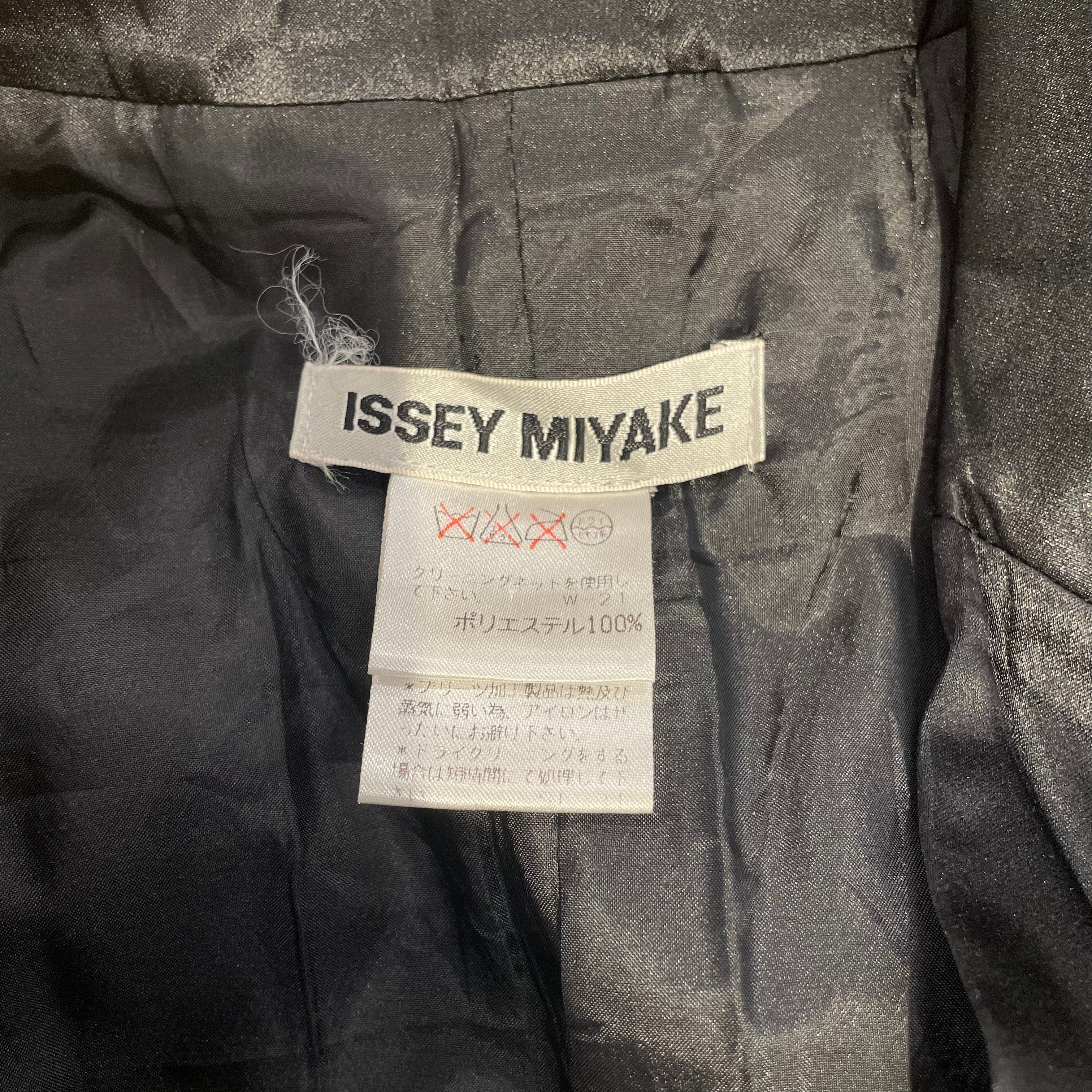 ISSEY MIYAKE/Tailored Jkt/L/Polyester/BLK/SILKY COLLAR, PANELED JKT view 3