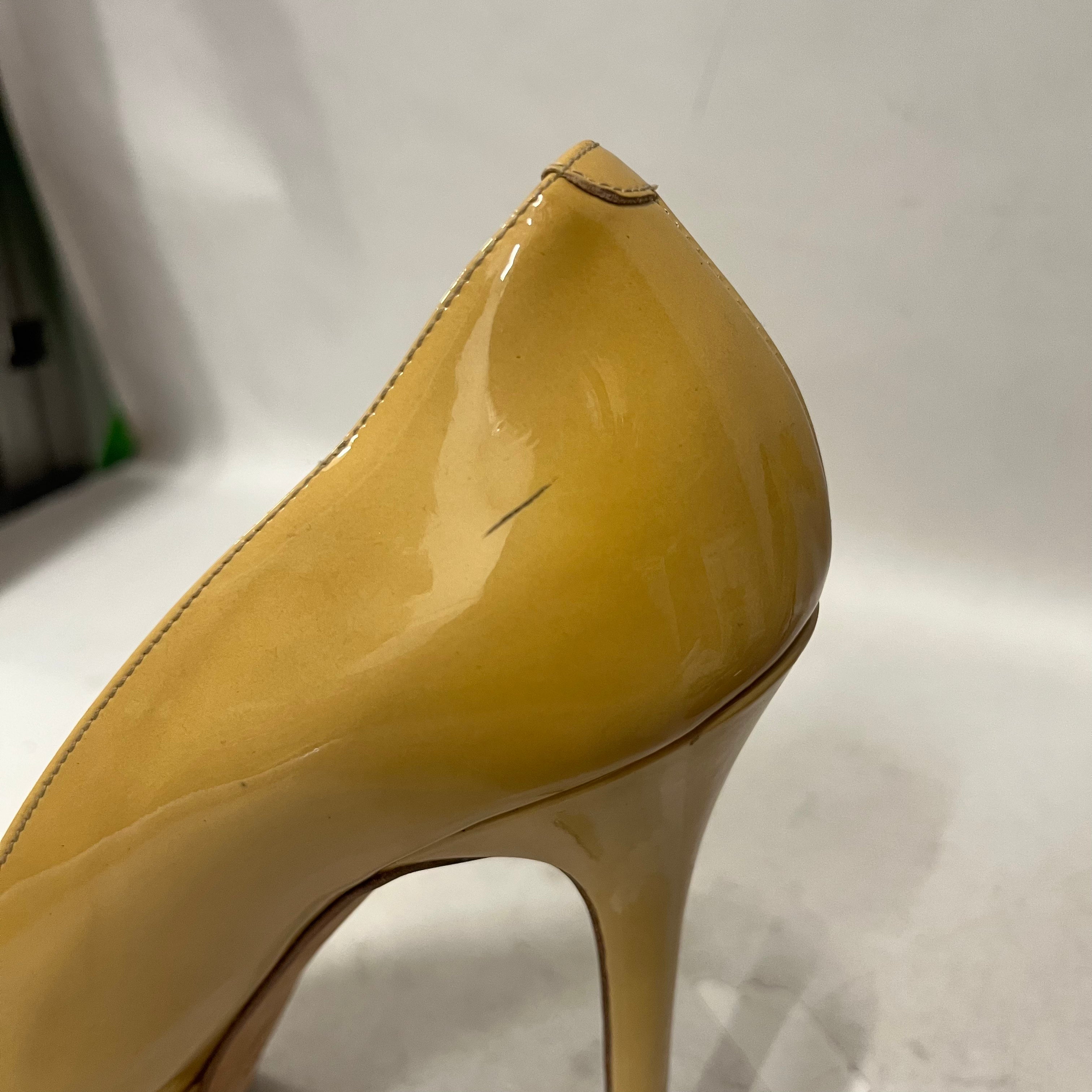 JIMMY CHOO/Heels/EU 38/Acrylic/GLD/jimmy choo gld pump heels view 5