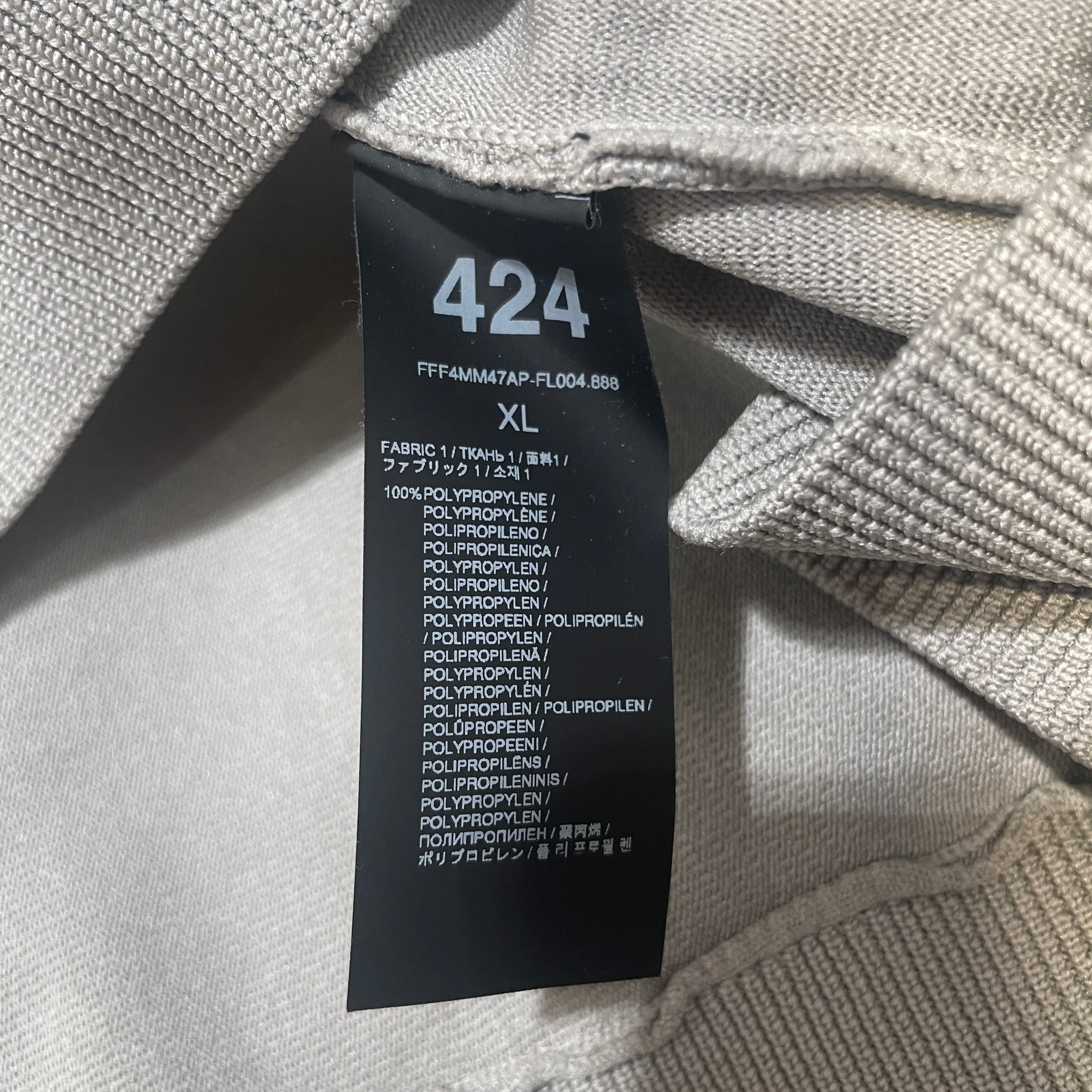 424(FourTwoFour)/Sweatshirt/XL/Graphic/Cotton/GRY/Gray Soccer Patchwork LS Shirt view 5