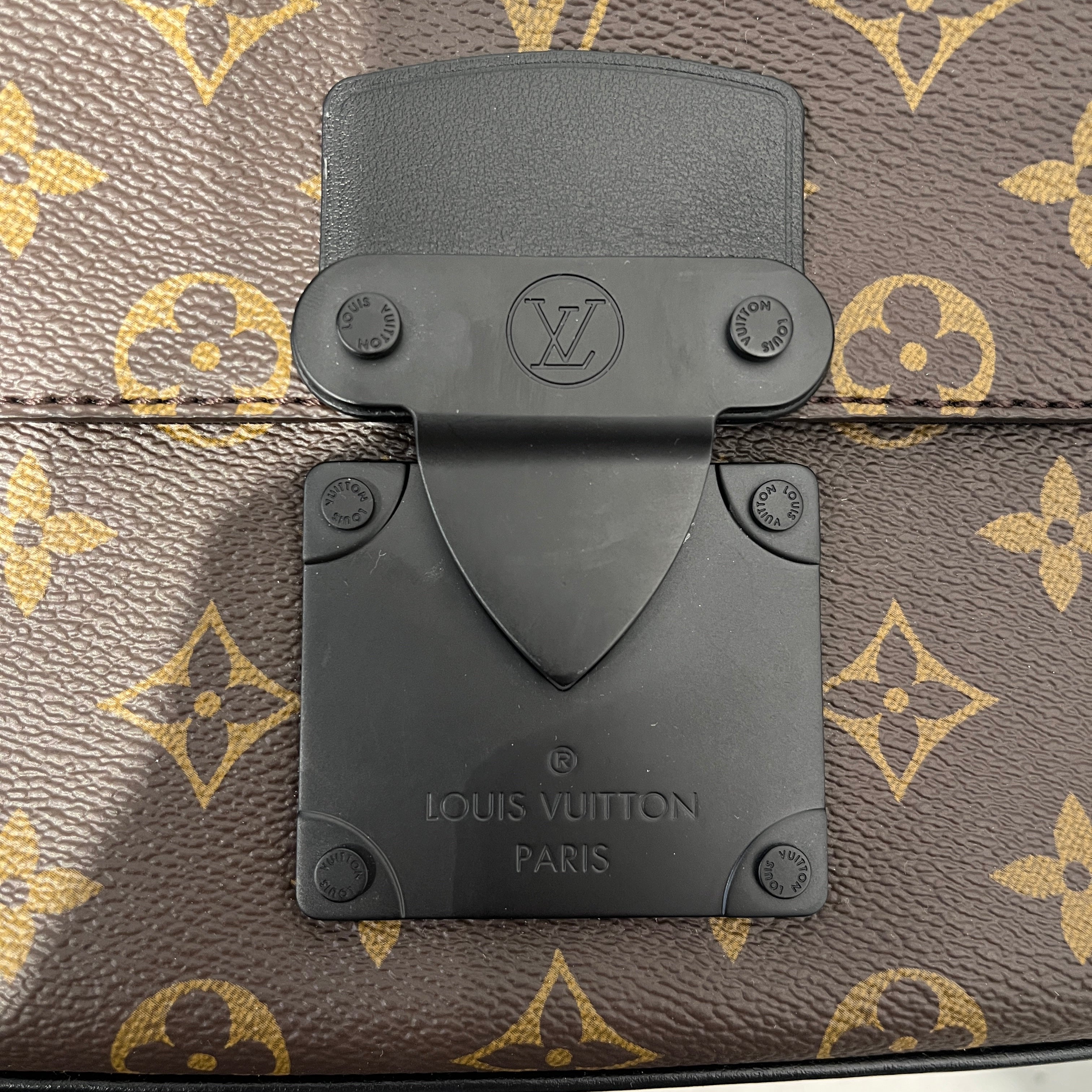 LOUIS VUITTON/Bag/Monogram/Leather/BRW/Monogram Macassar S-Lock Sling view 5