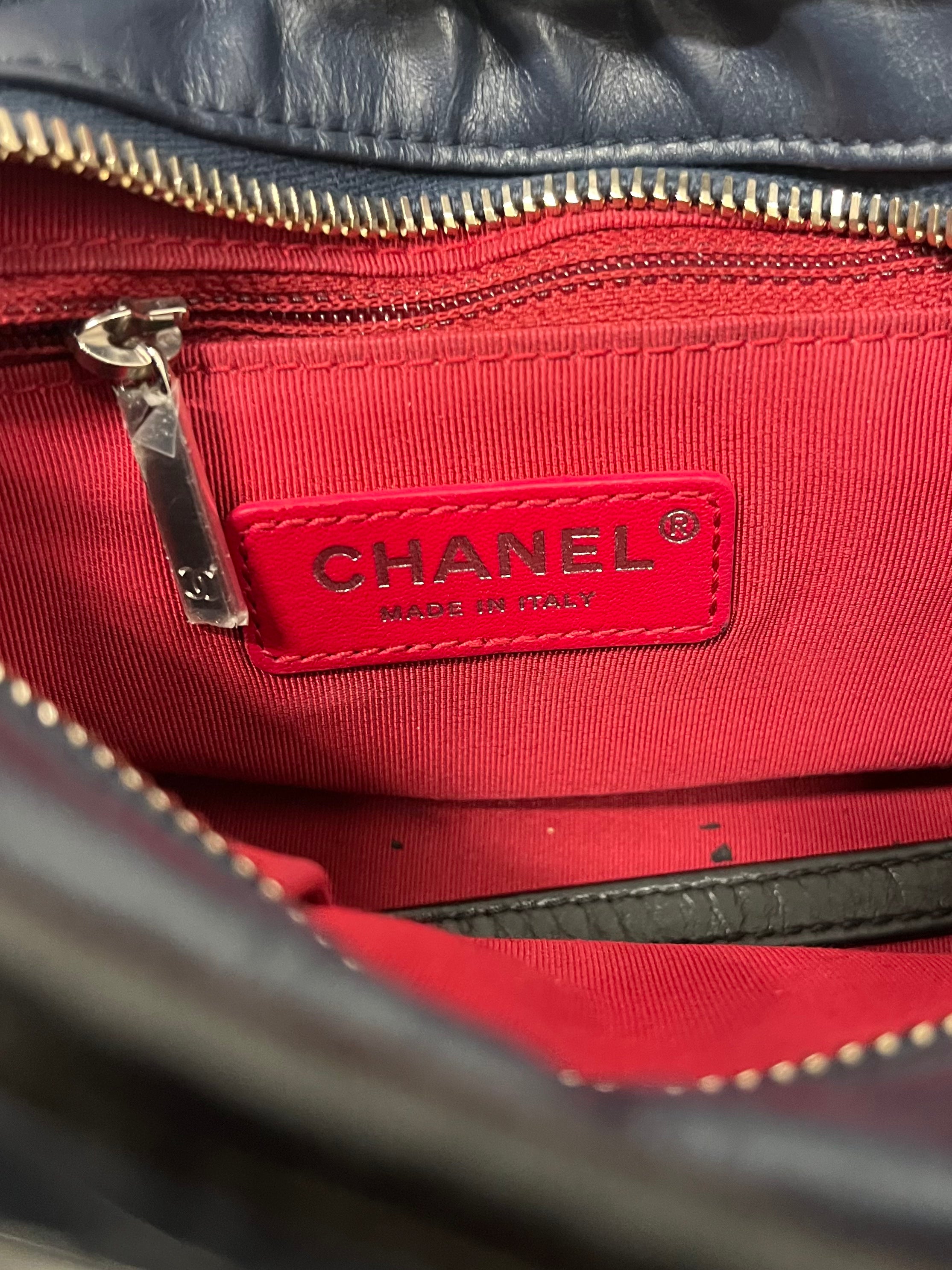 CHANEL/Cross Body Bag/Leather/NVY/GABRIELLE HOBO QUILTD27117689 view 3