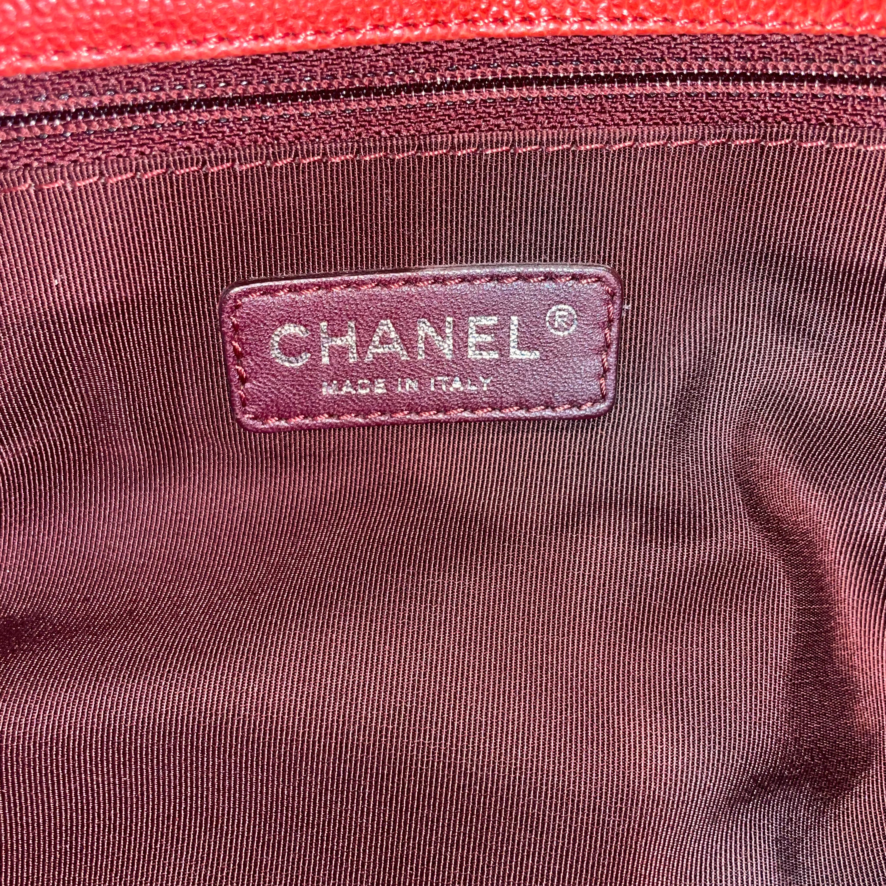 CHANEL/Tote Bag/Leather/RED/15749808 view 4