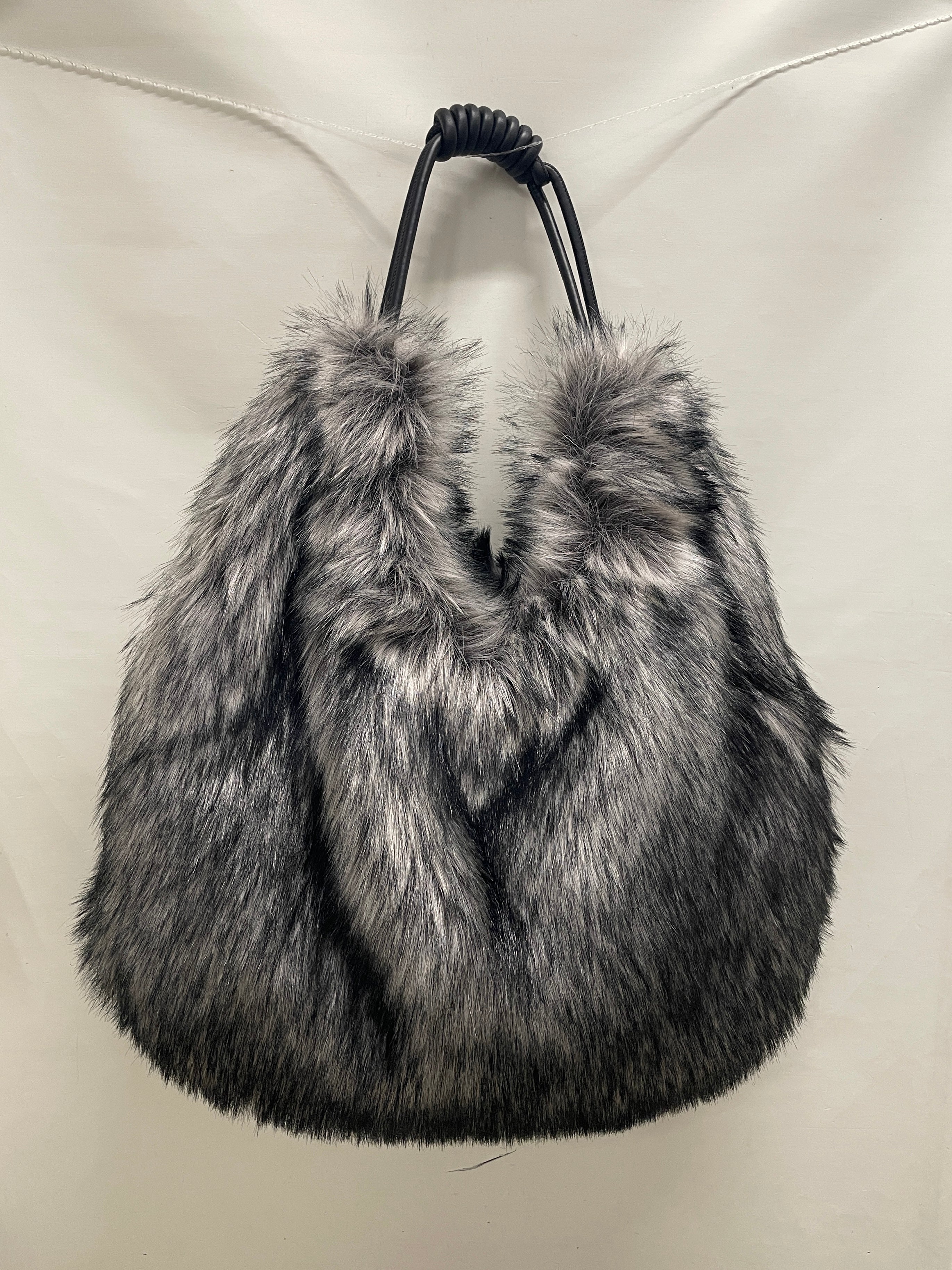 HEURUEH/Bag/Fur/WHT/BLK/WHT FUR /WRAP HANDLE view 2