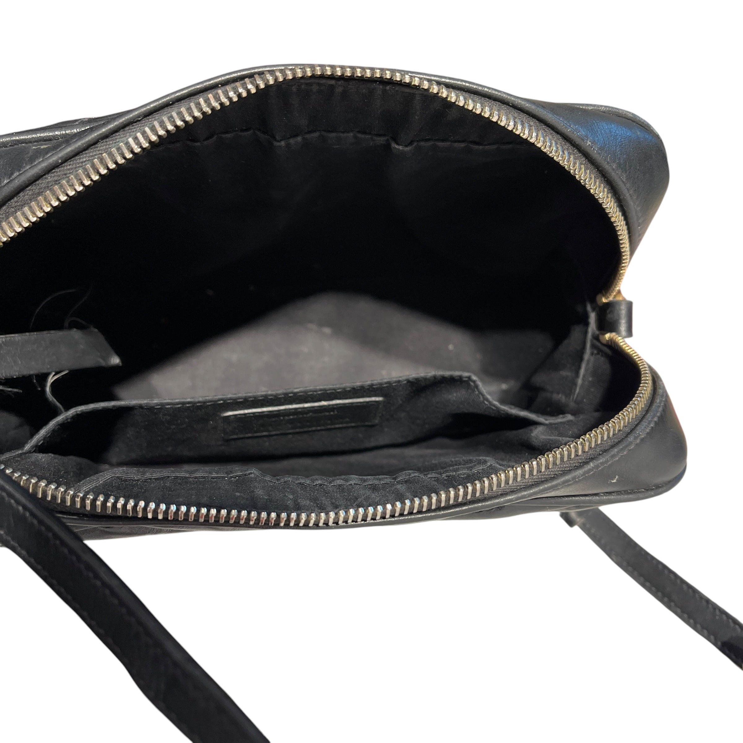 YVES SAINT LAURENT/Bag/Leather/BLK/LEATHER QUILTED LOU CAMERA BAG view 5